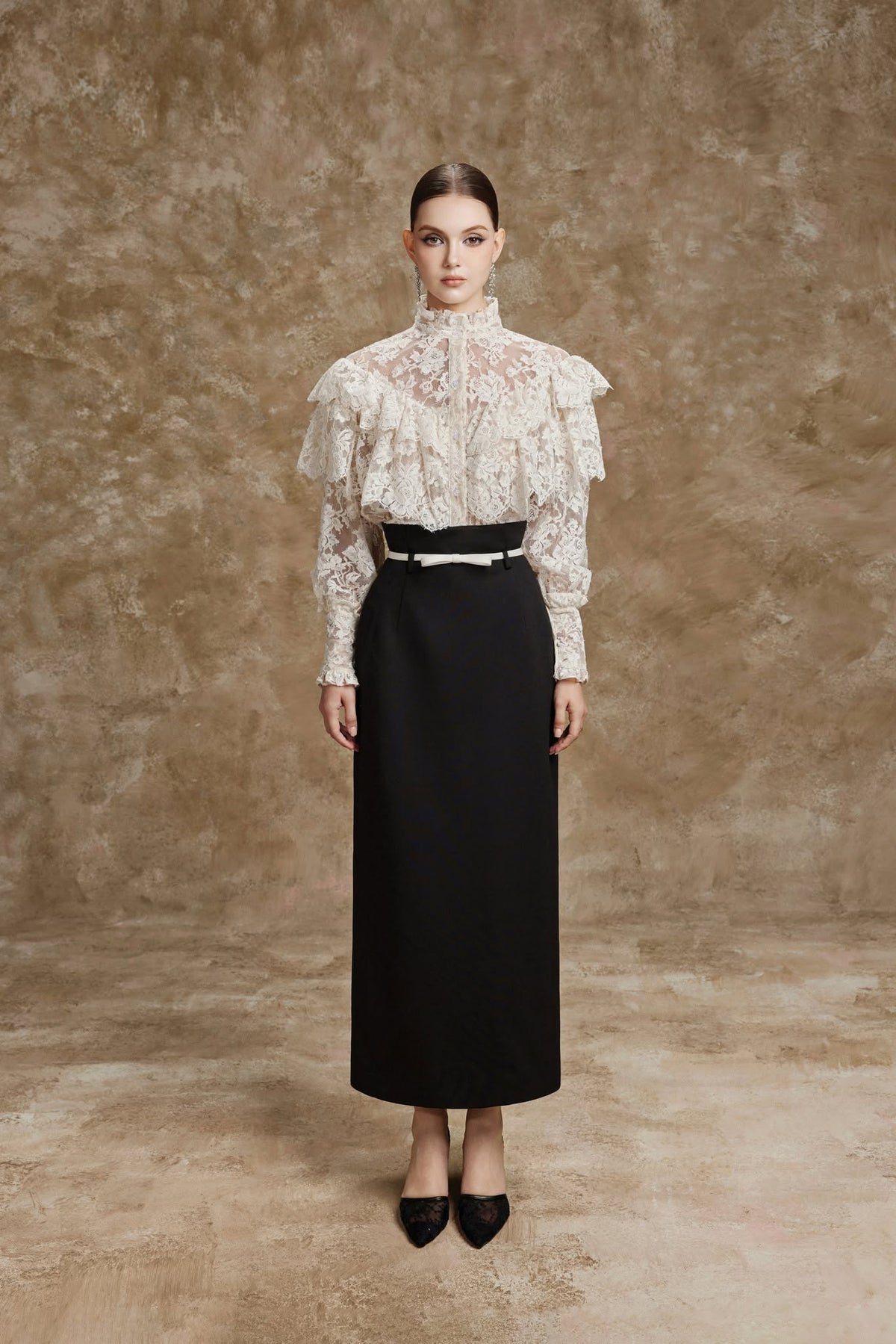 LAMORIS CHARLOTTE TOP &amp; NOIRE SKIRT