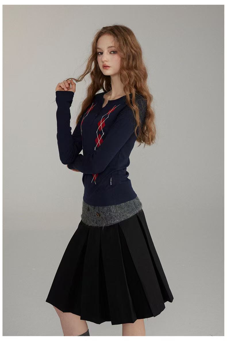 VIA PITTI V24DTP262 Diamond embroidered long-sleeved top