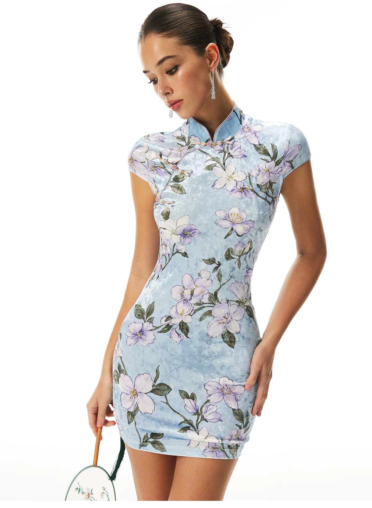 FIND YA WINGS Fresh Blue Velvet Mini Cheongsam