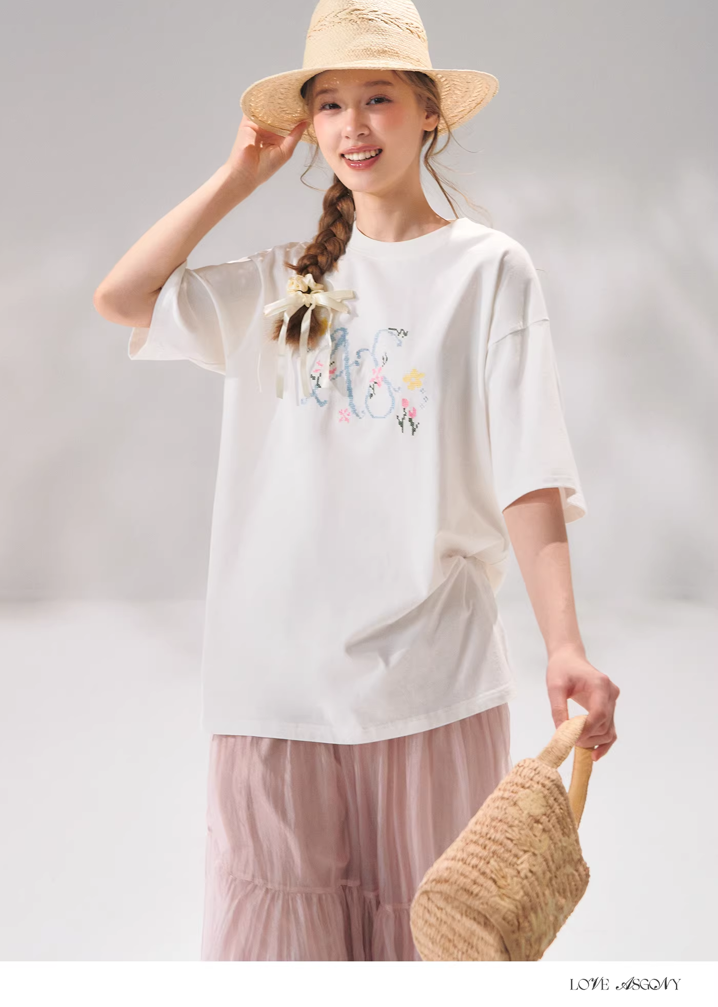 AsGony ASG26086 Cross embroidered round neck loose T-shirt