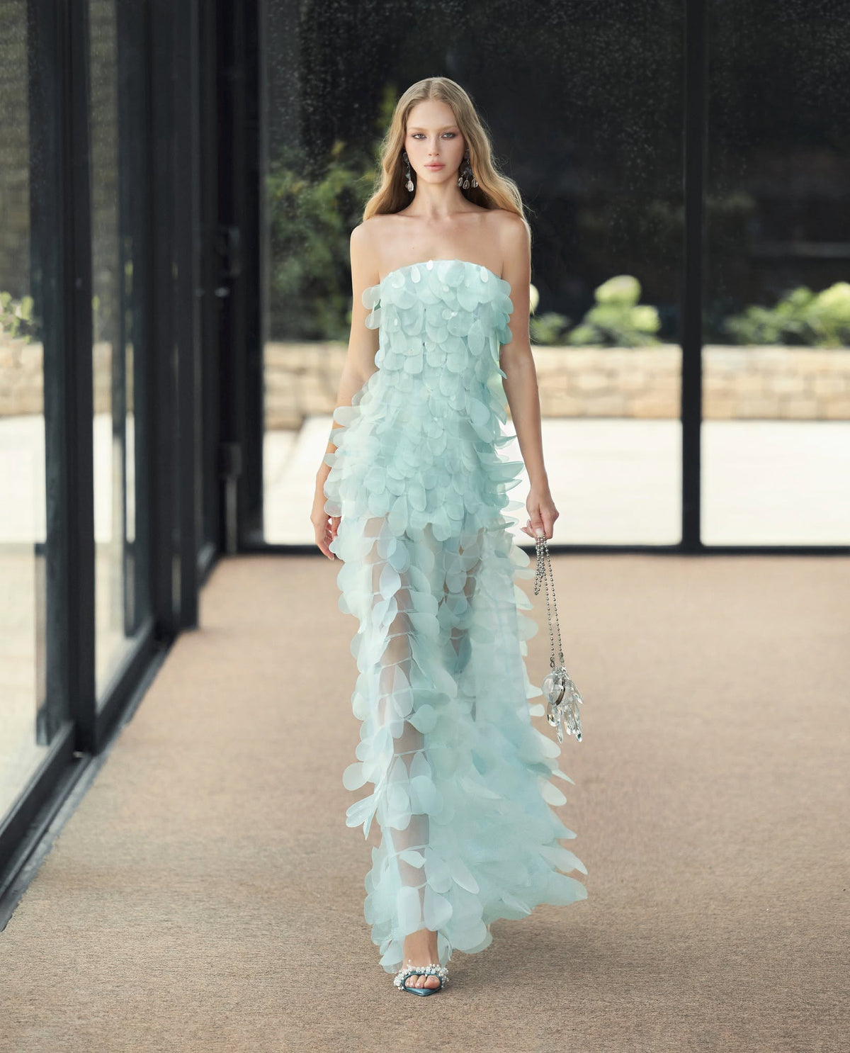 MUST HAVE TSUNAMI DRESS