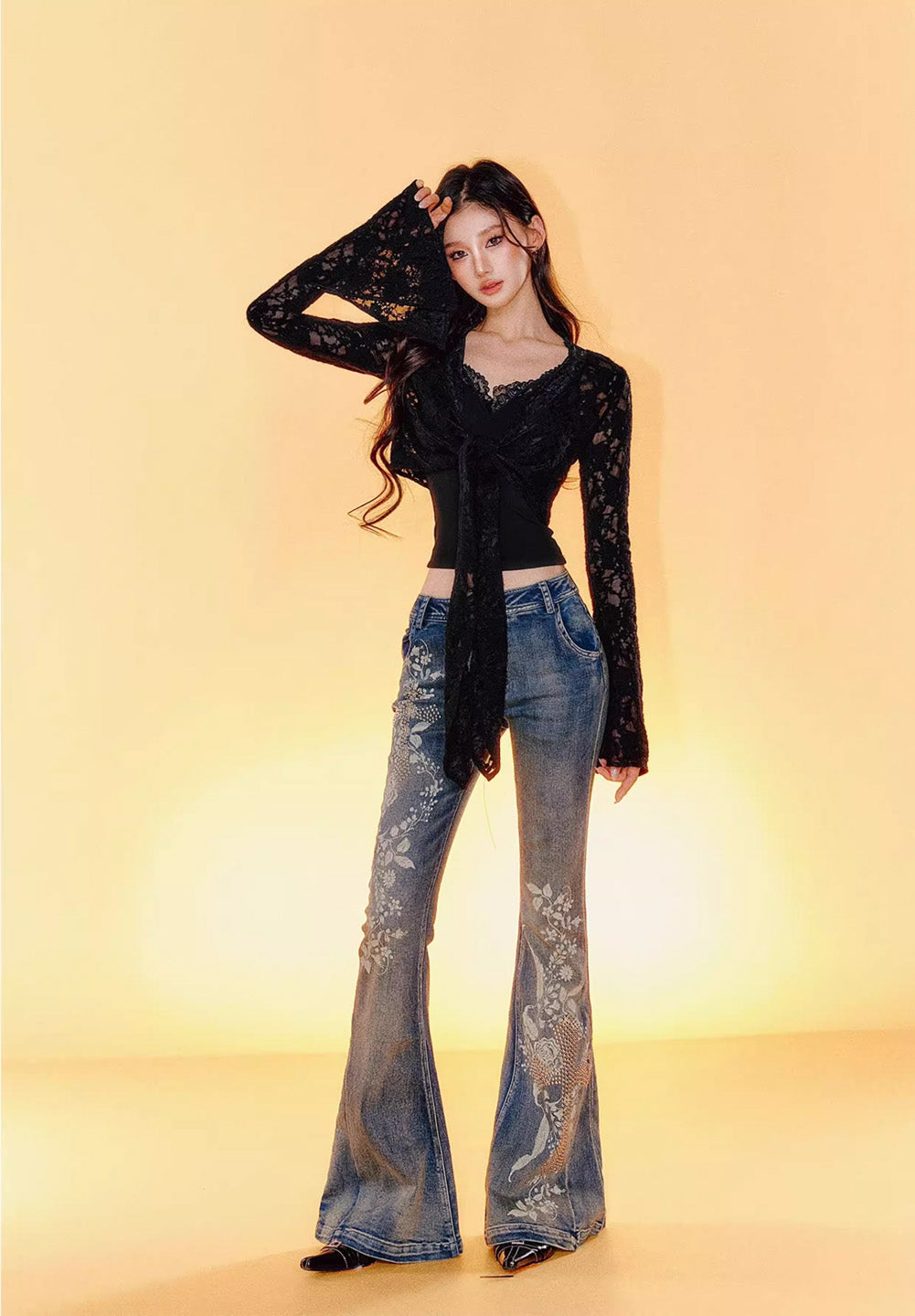 Tut tuto Vintage rose embroidered low waist jeans