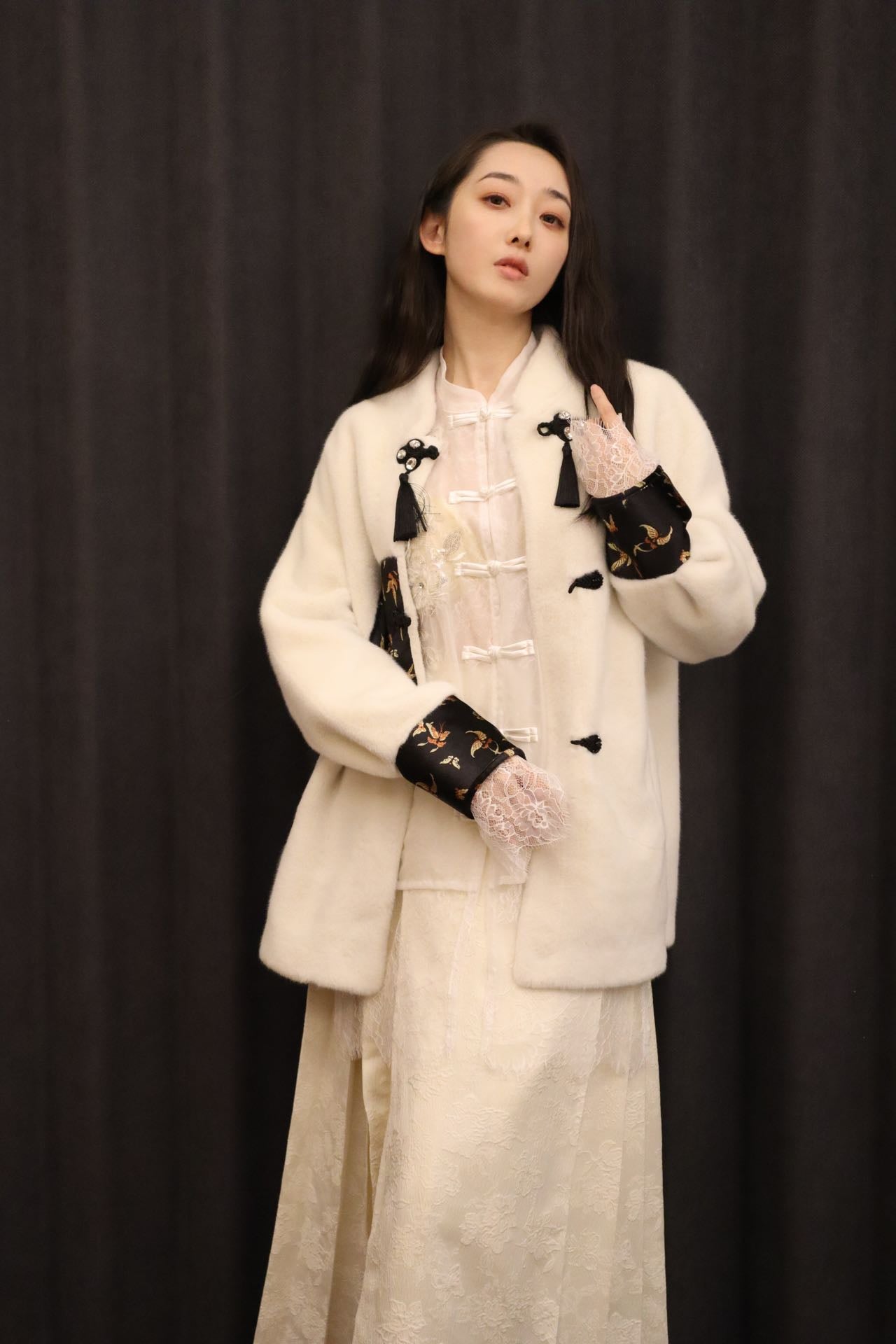 Aimme Sparrow 8909 Neo-Chinese knot button coat+Matching item