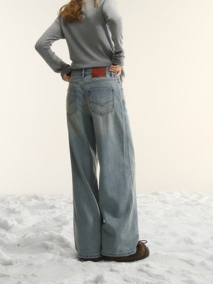 AsGony ASG24677 Washed denim jeans with curved segmentation and worn edges