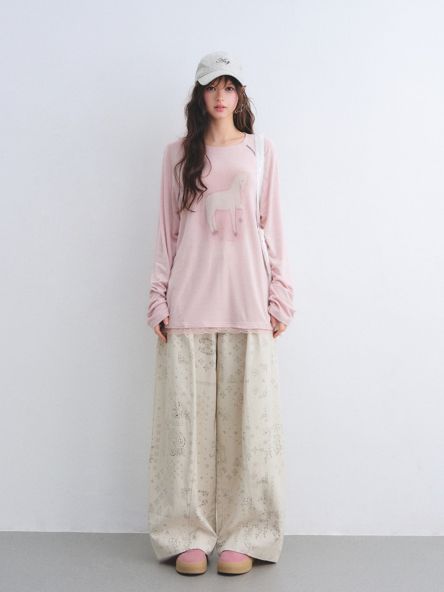 AsGony ASG25097 Casual embroidered checkered duckbill cap