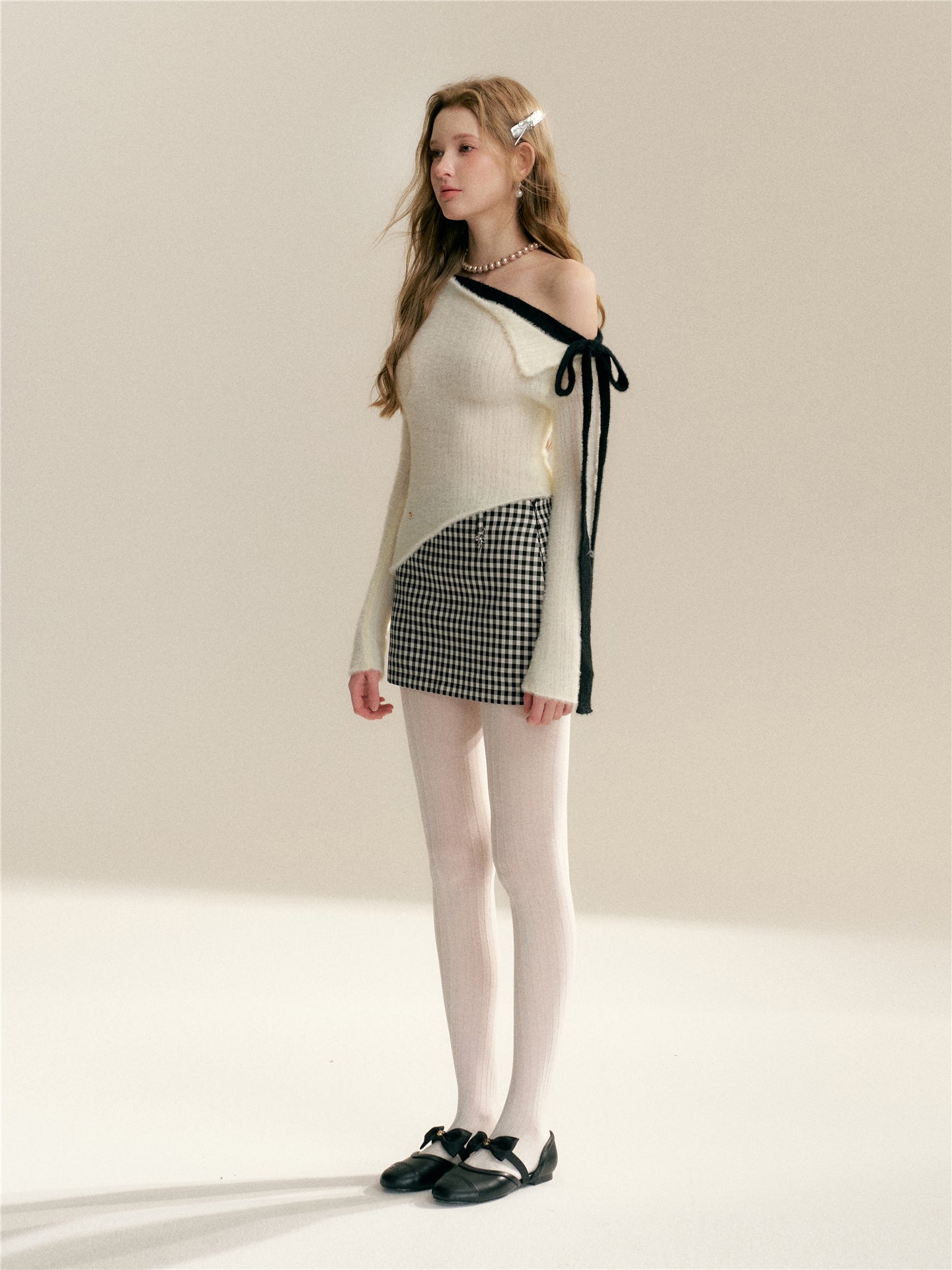 16DEWS 16D26007 Color blocking straps irregular design slim knit sweater