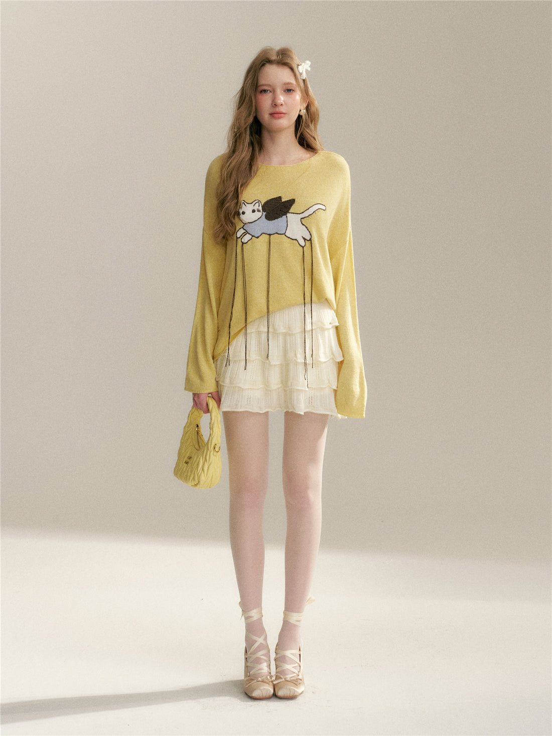 16DEWS 16D26019 Fun cat relaxed round neck pullover knit sweater