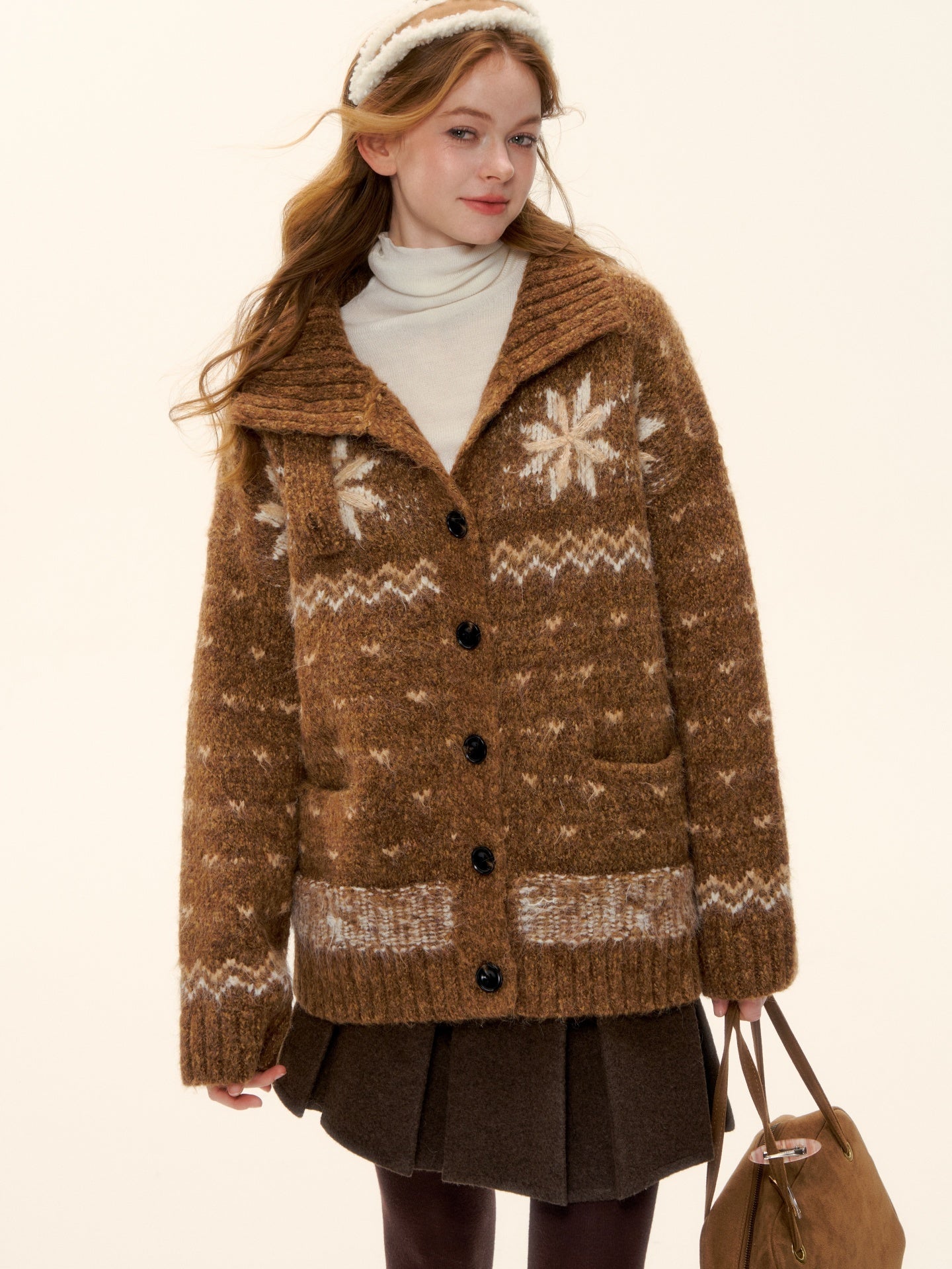 AsGony ASG25593 Wool Snowflake Fel Island Jacquard Knitted Coat