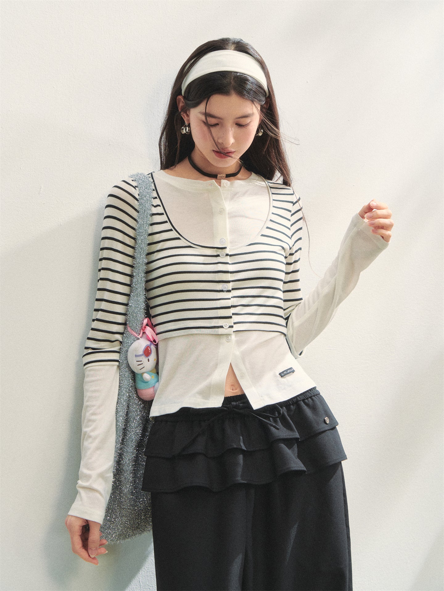 AsGony ASG25289 Fake two piece contrasting long sleeved tops