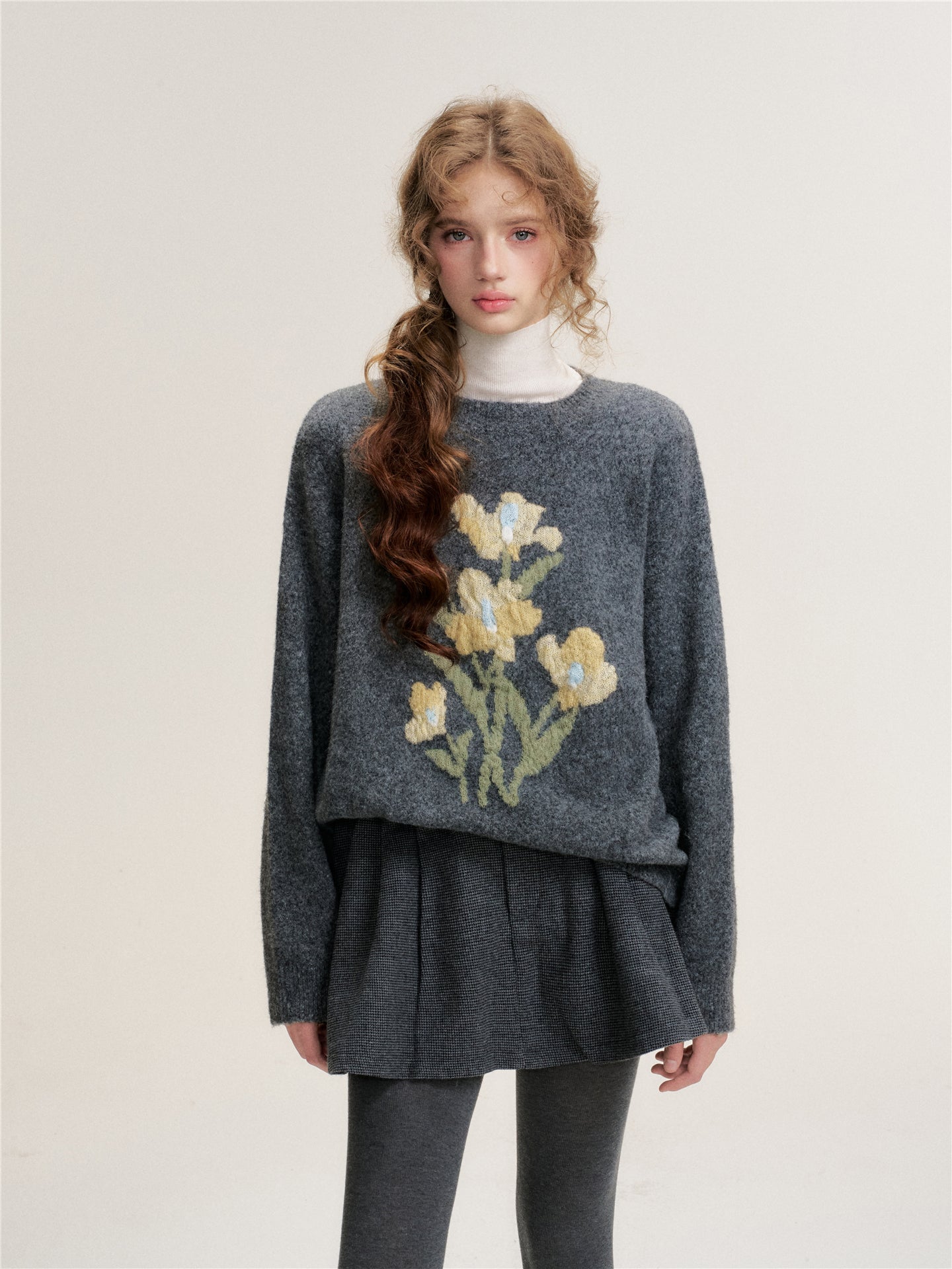 16DEWS 16D25452 3D jacquard contrasting floral pullover sweater
