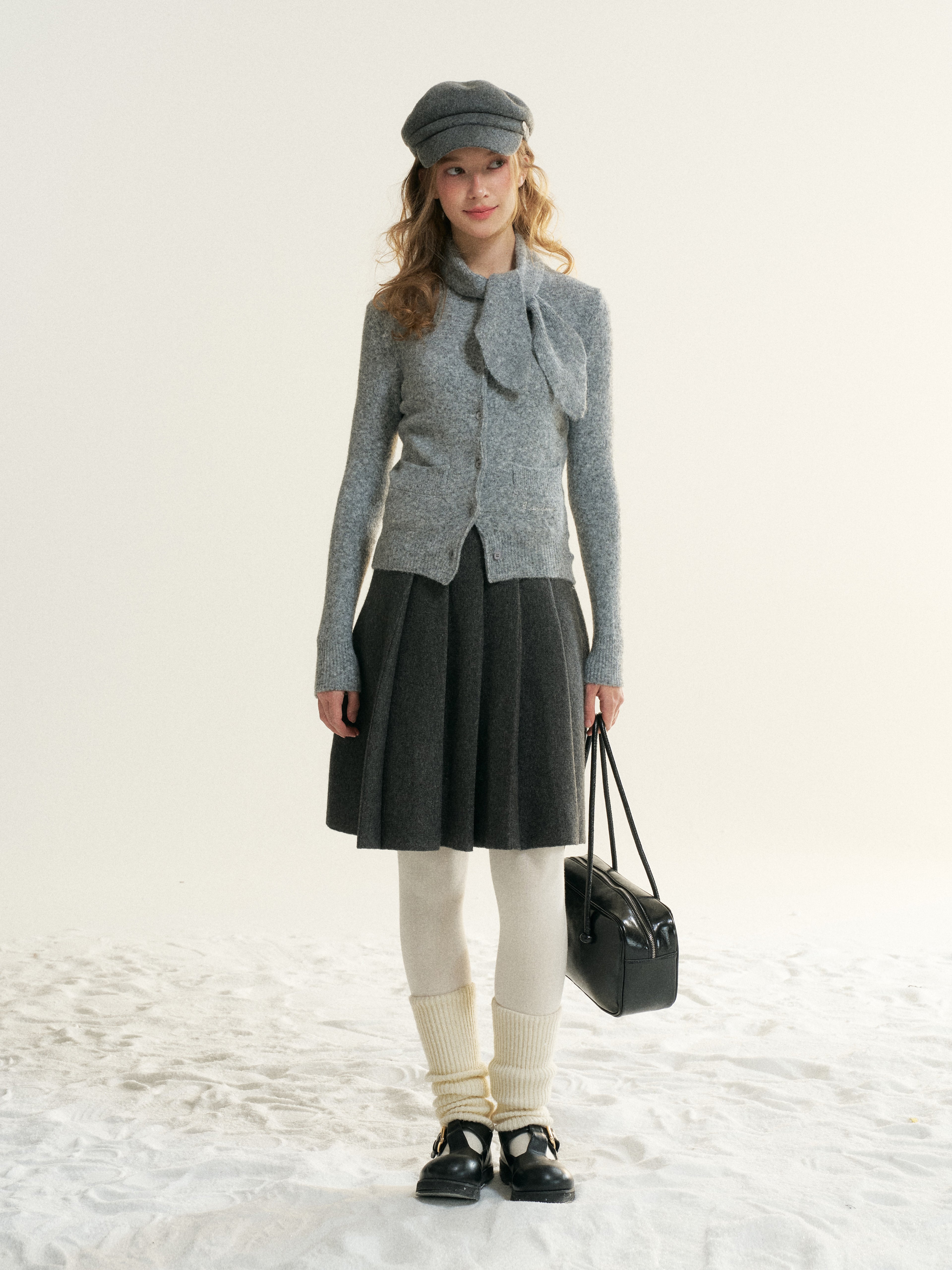 16DEWS 16D25521 Detachable Scarf Collar Knitted Top