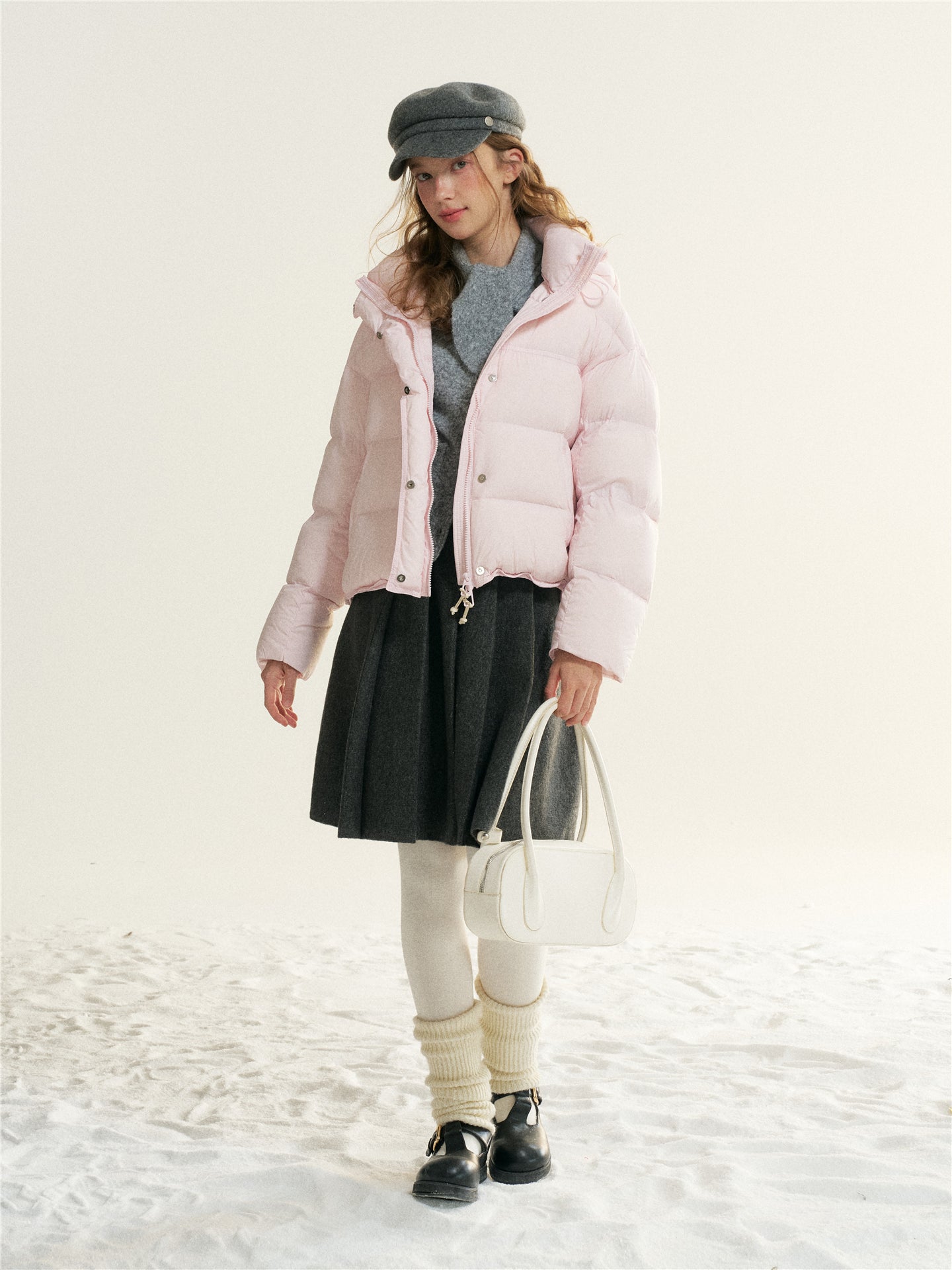 16DEWS 16D25523 Duck down hooded down jacket