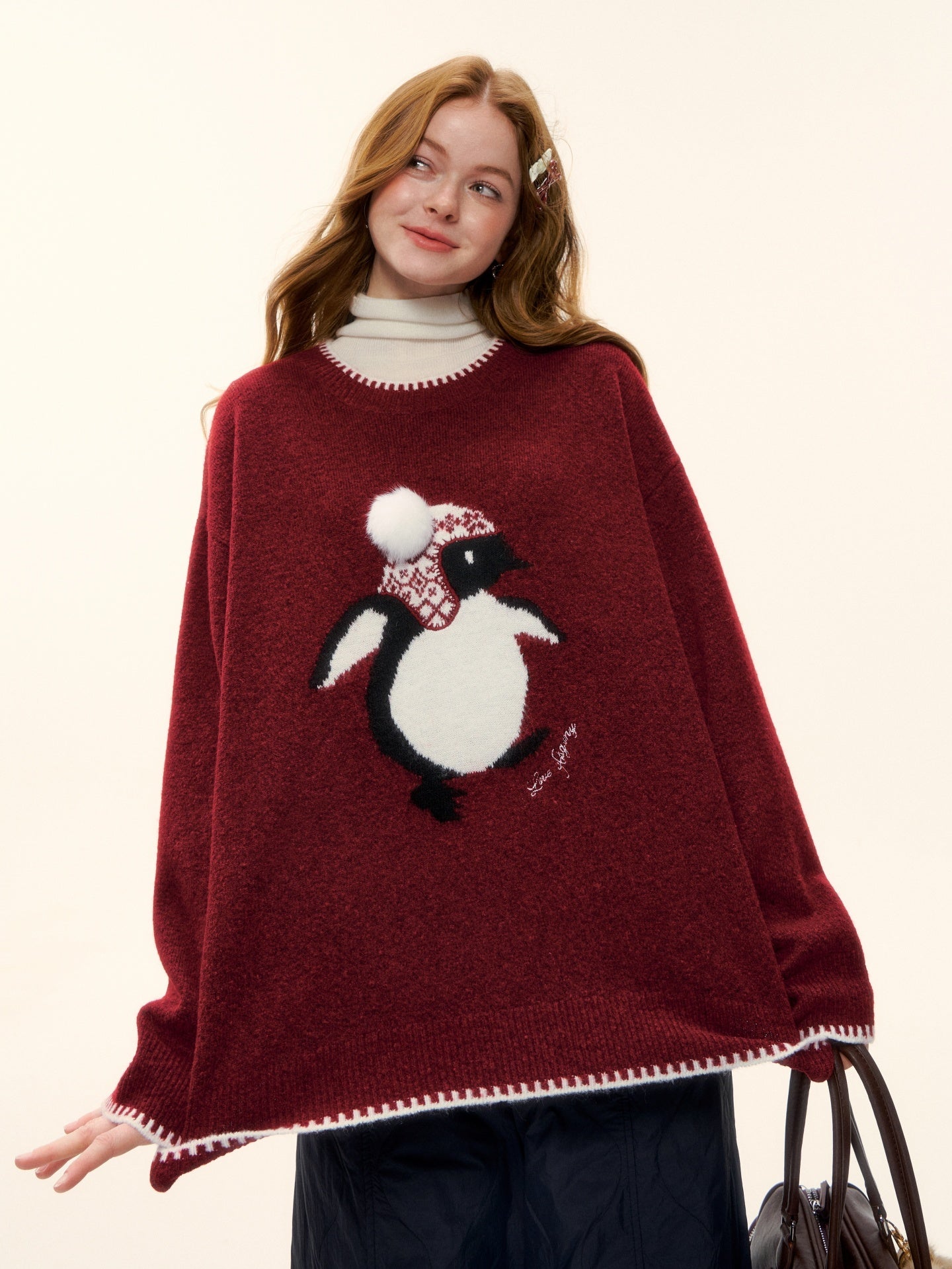 AsGony ASG25608 Embroidered wool ball round neck wool sweater