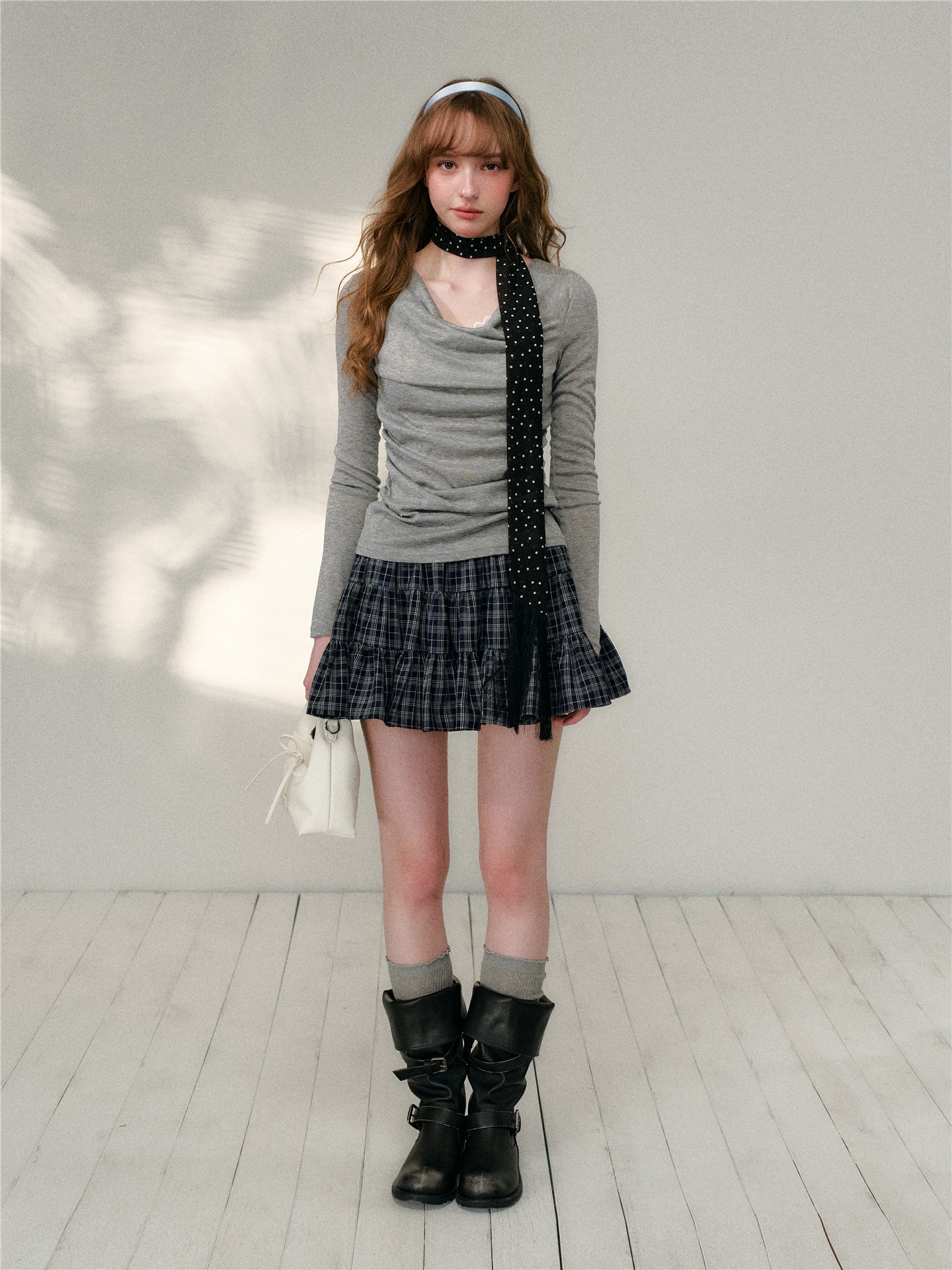 16DEWS 16D26123 High waisted A-line cake pleated skirt