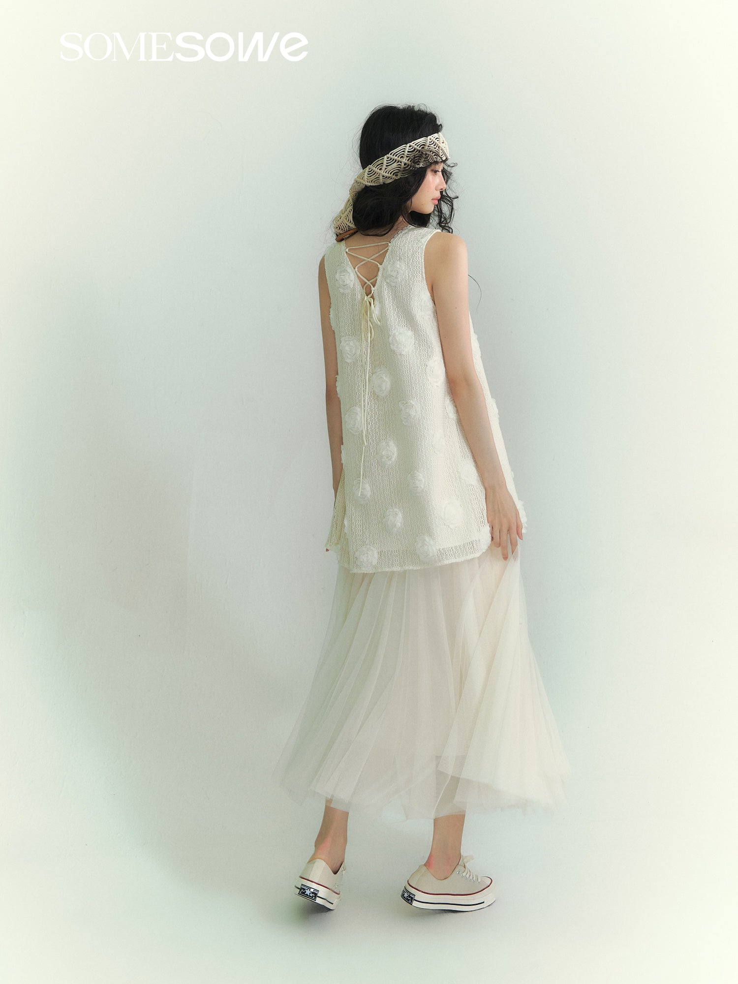 SOMESOWE S2609047 3D floral lace up vest dress