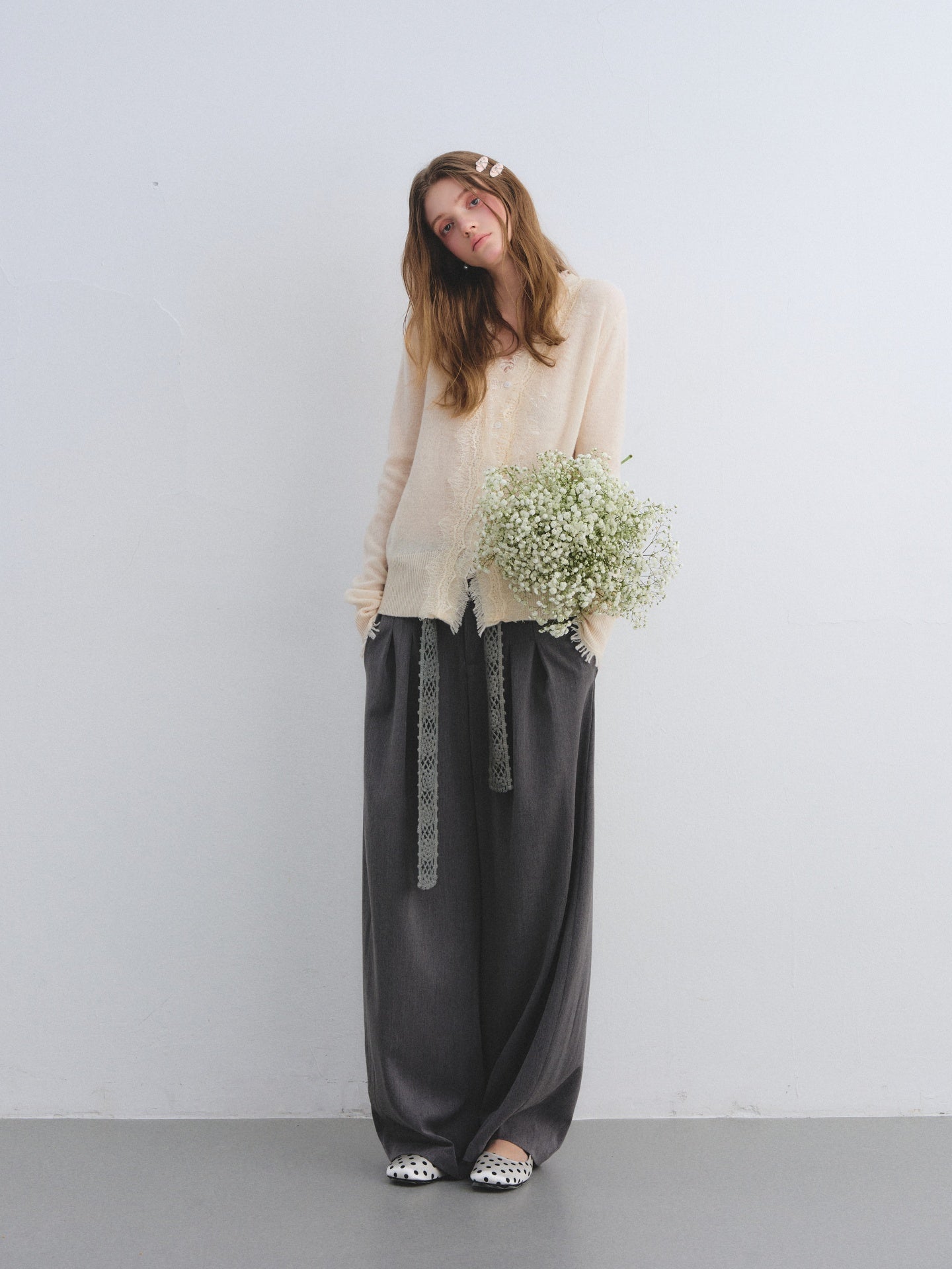 AsGony ASG25636 Floral waist hook pleated wide-leg suit pants