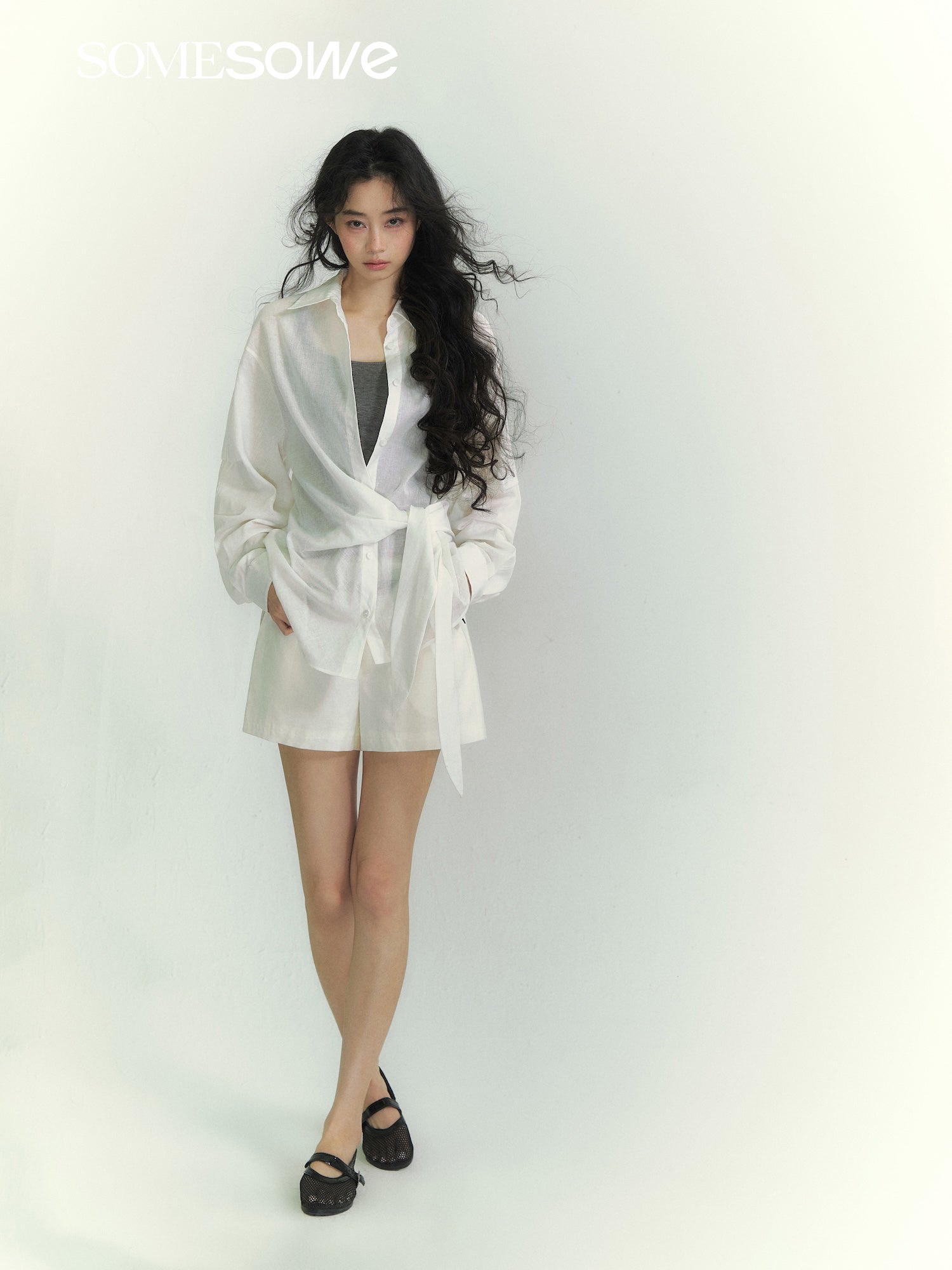 SOMESOWE S2609081 Lightweight lace up shirt