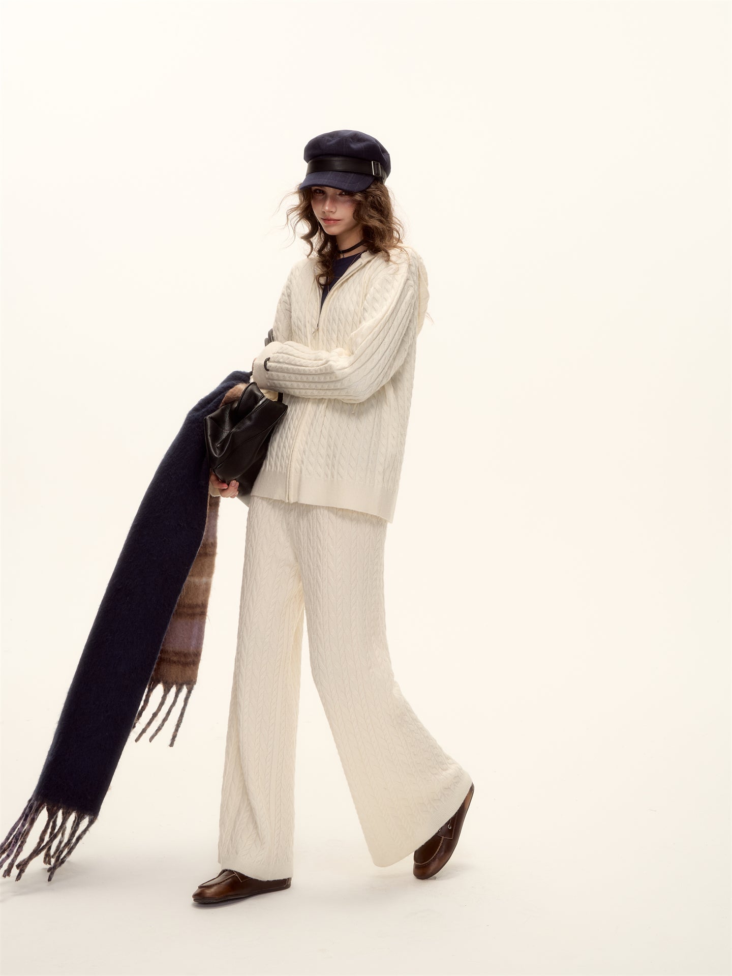 AsGony ASG25639&amp;ASG24653 Wool zipper hooded knitted sweater + pants