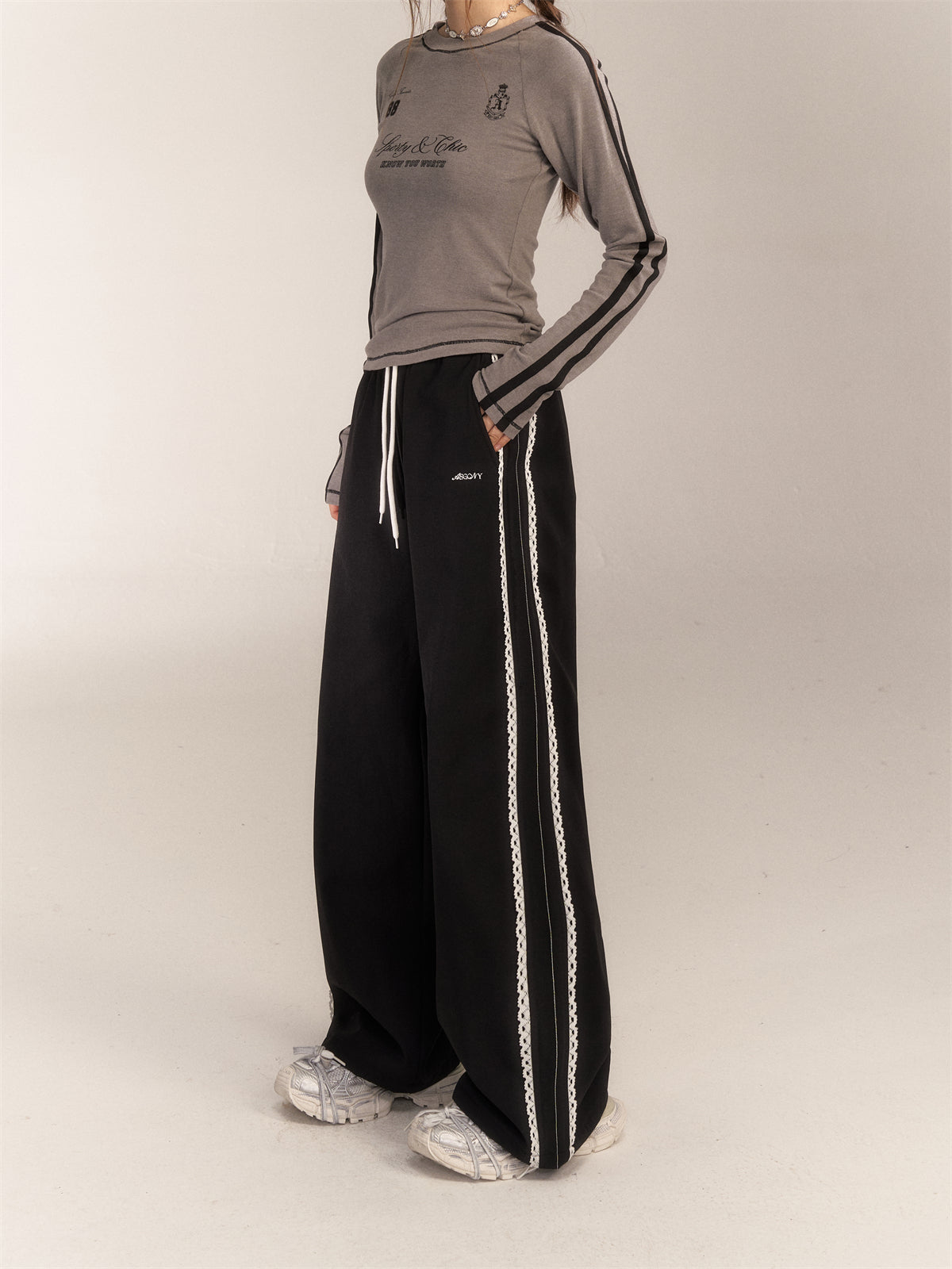 AsGony ASG24614 Lace straight-leg sweatpants