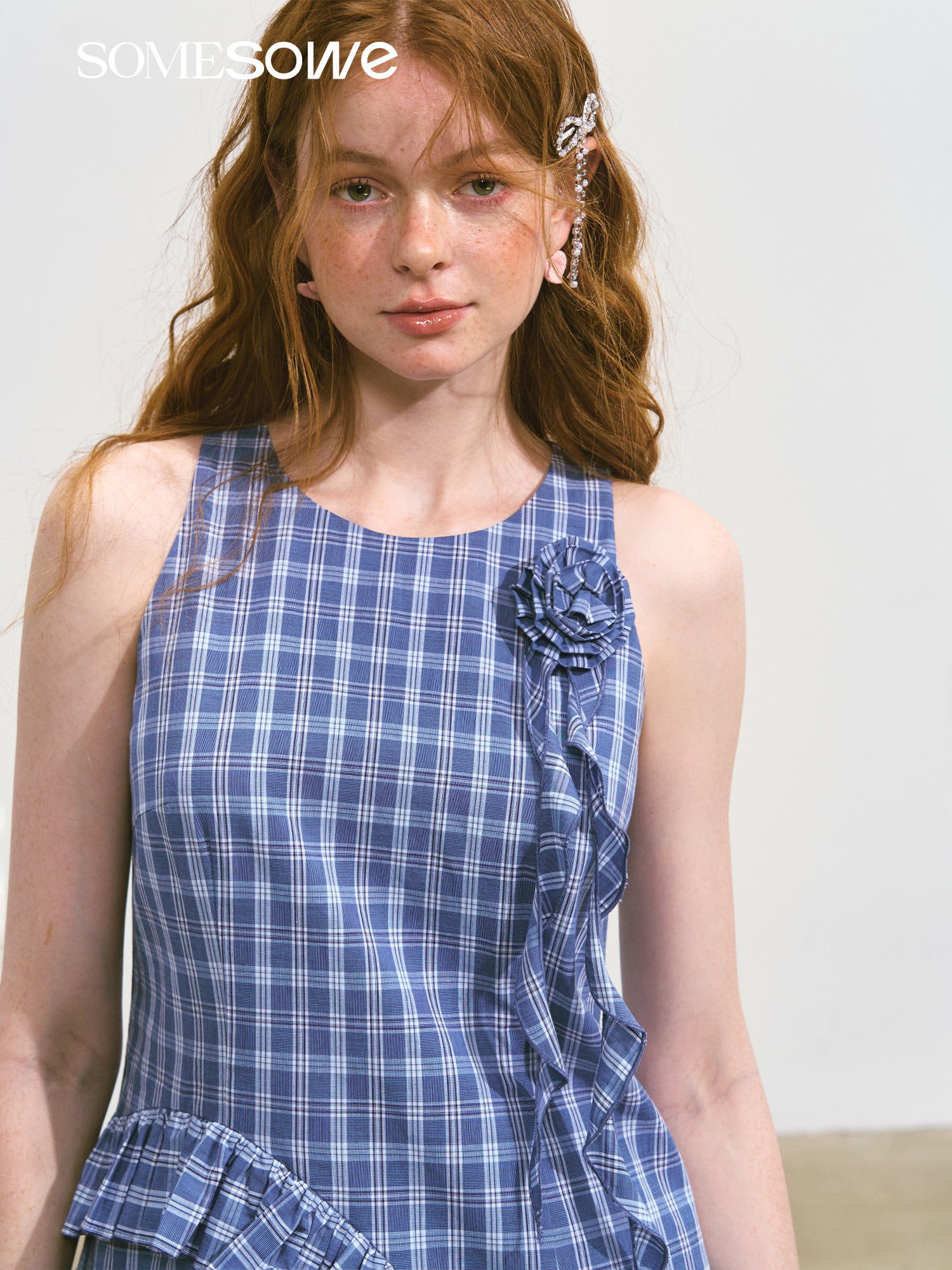 SOMESOWE S2508113 Irregular ruffled vest dress