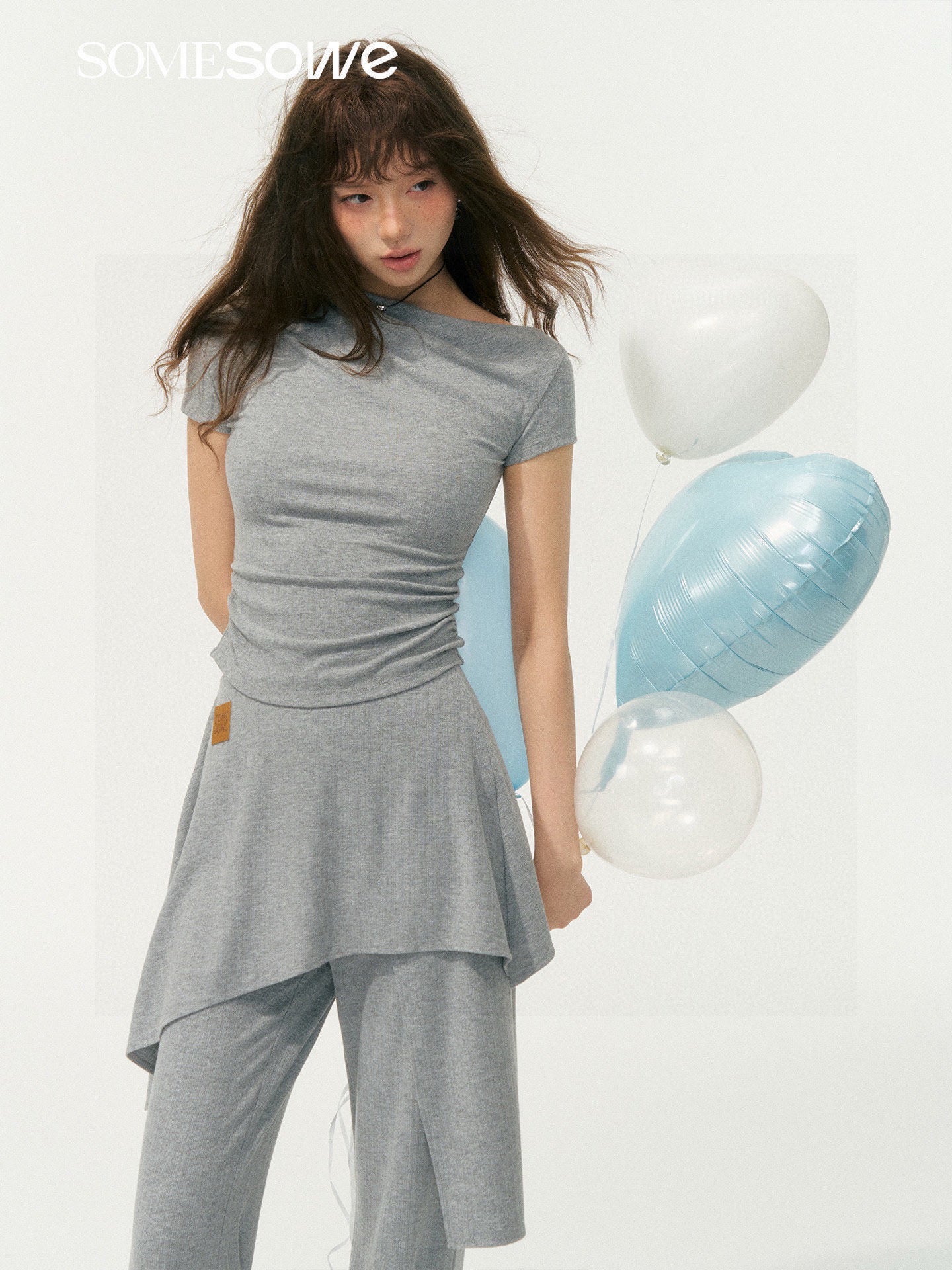 SOMESOWE S2508071 Asymmetrical Shoulder Ruched T-Shirt (2color)