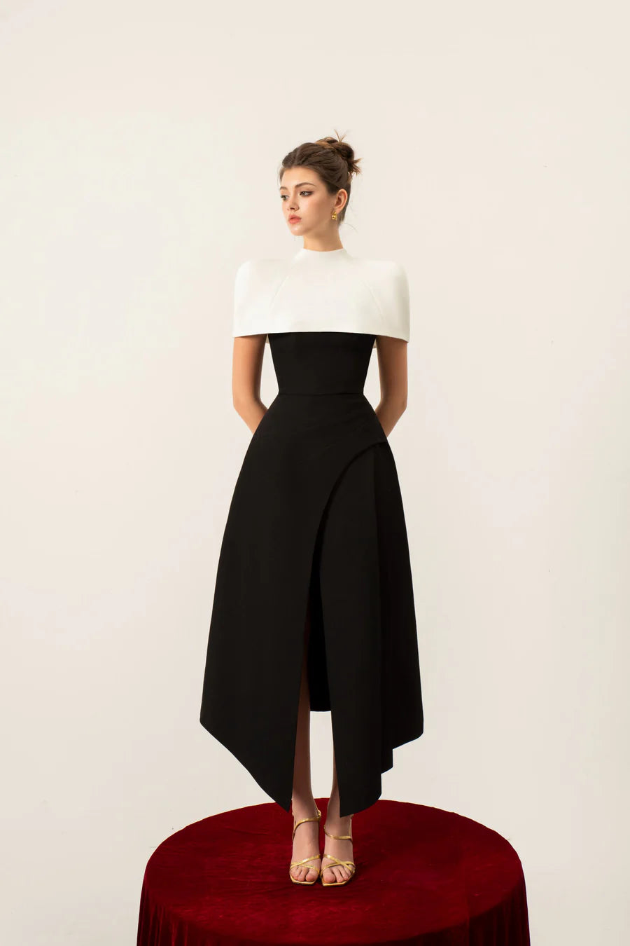 CICI Lucy Cape Midi Dress