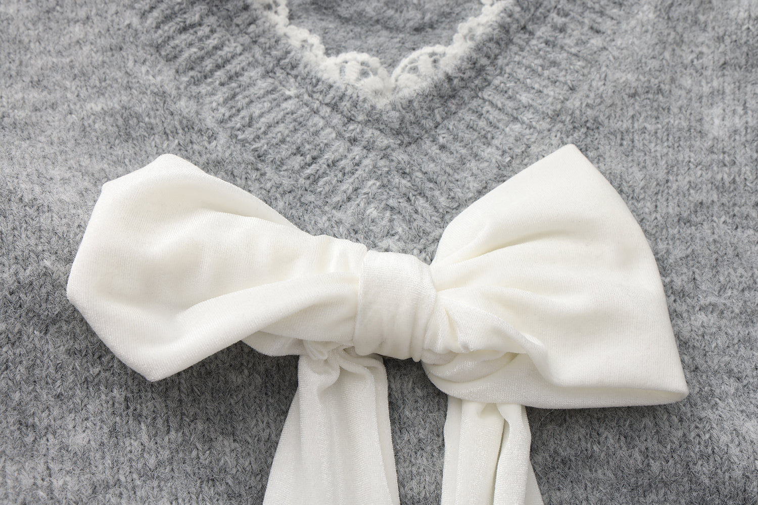 Sweater with detachable bows (Grey)