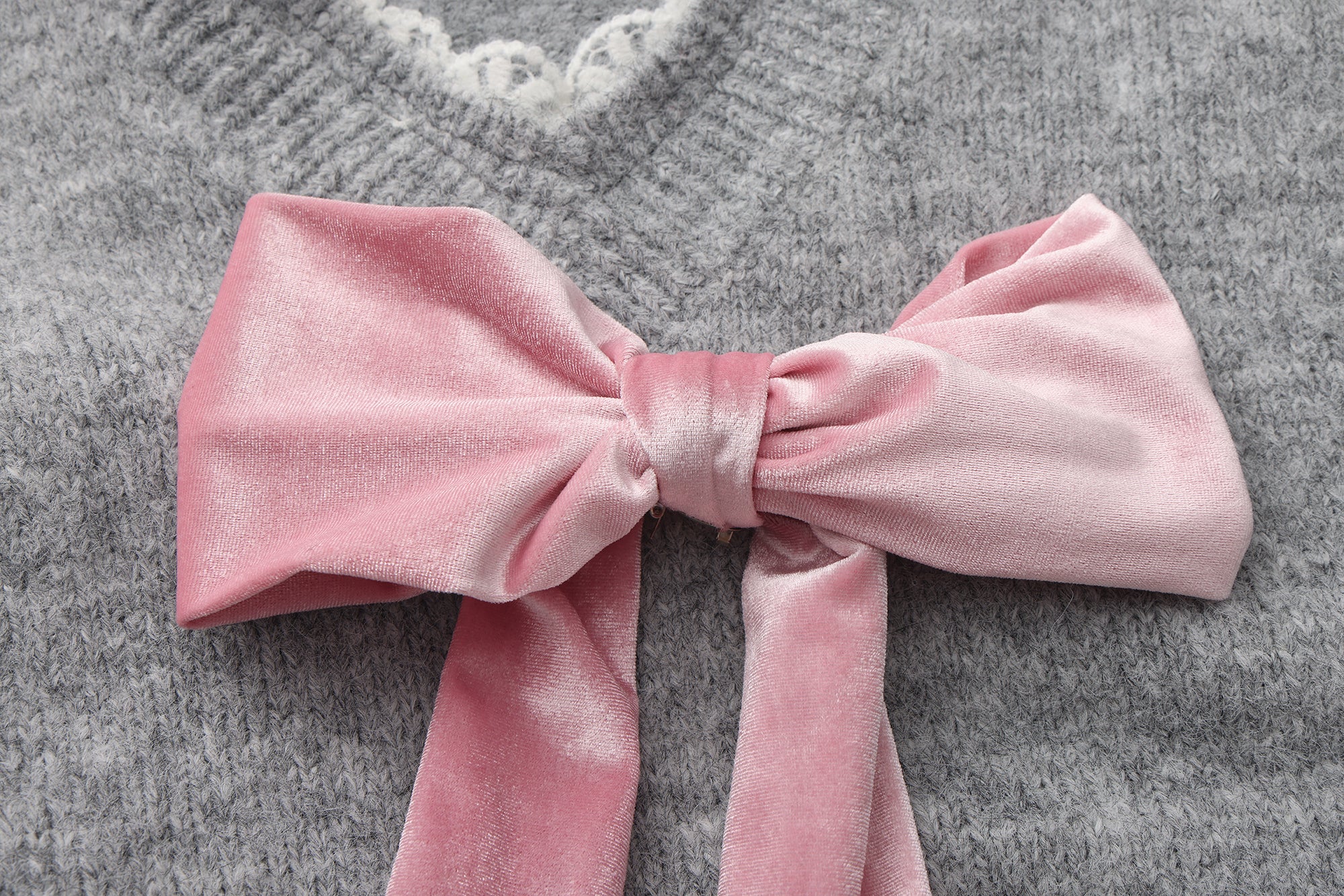Sweater with detachable bows (Grey)