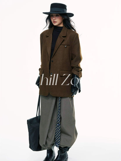 Chill Zoey Cedar piano room windbreaker jacket