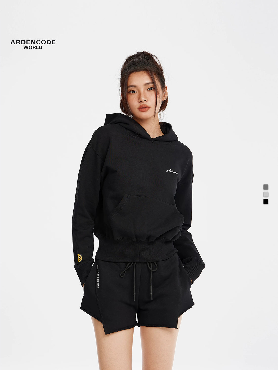 Arden Code Casual high waisted elastic shorts