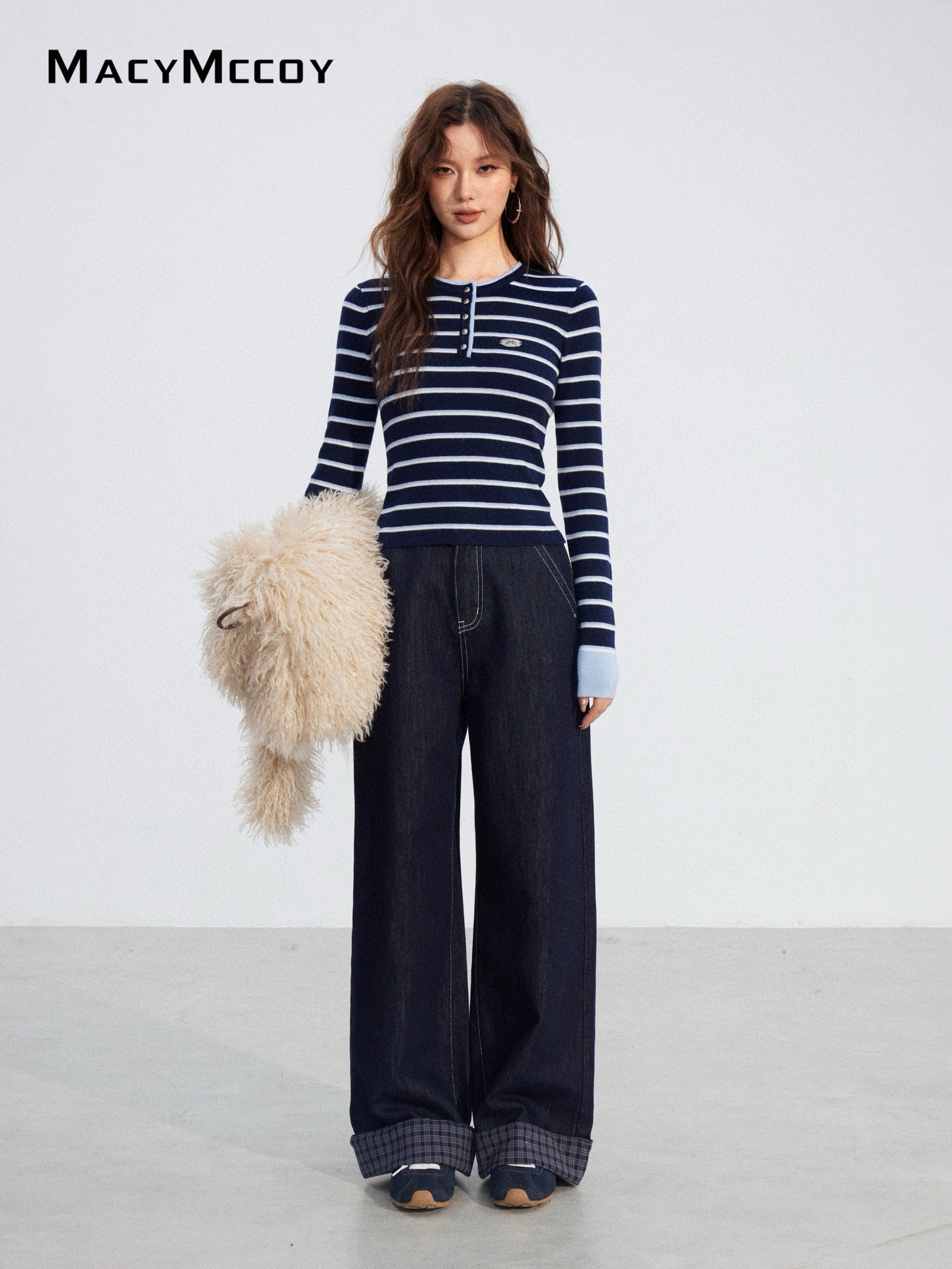 MacyMccoy MMC2025200 Contrasting striped knitted sweater