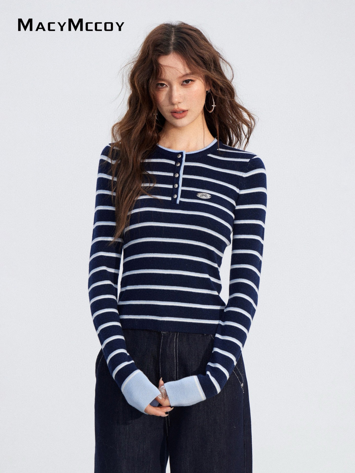 MacyMccoy MMC2025200 Contrasting striped knitted sweater
