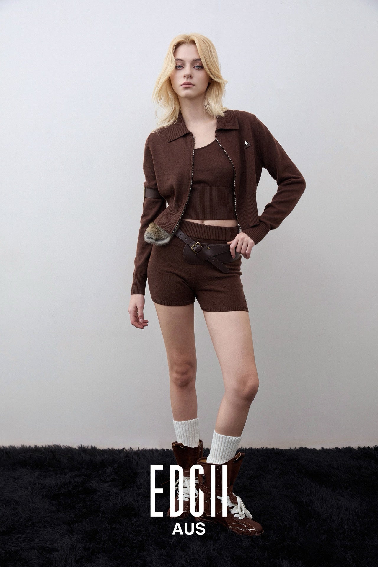 EDGII ED50AW12002&amp;ED50AW12004 Polo collar knitted cardigan + shorts set