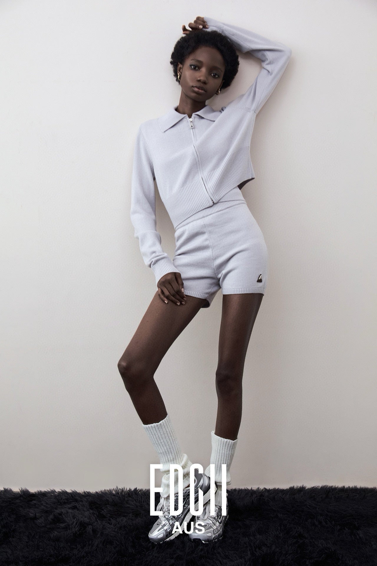 EDGII ED50AW12002&amp;ED50AW12004 Polo collar knitted cardigan + shorts set