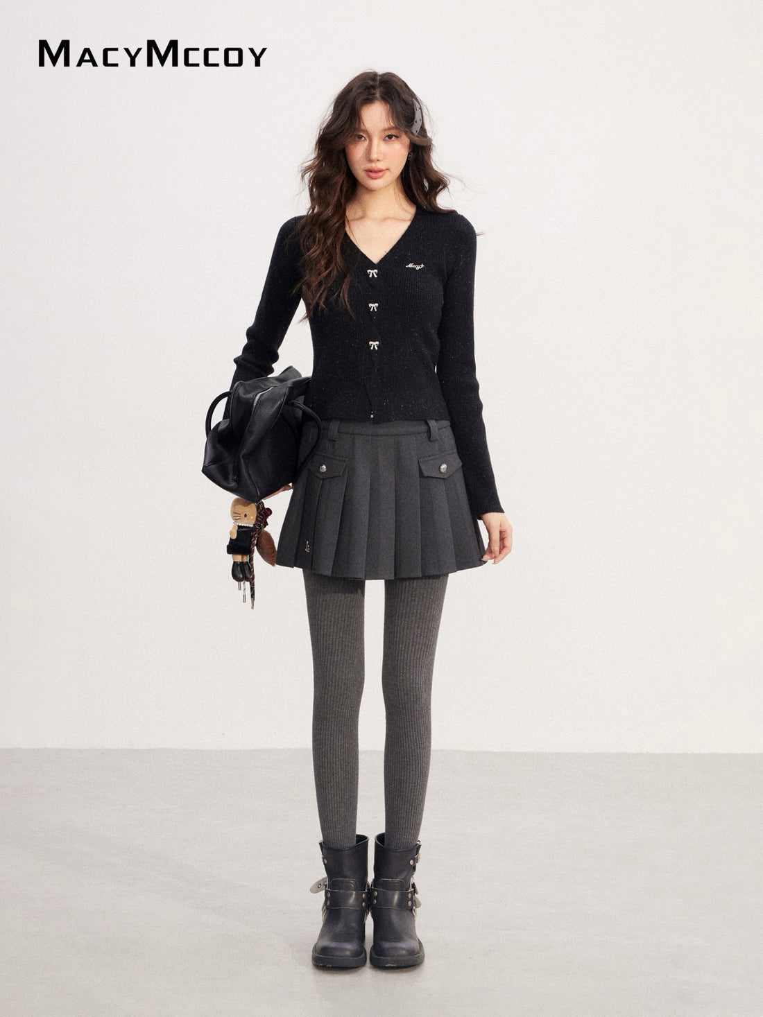 MacyMccoy MMC2025224 V-neck bright silk knitted base top