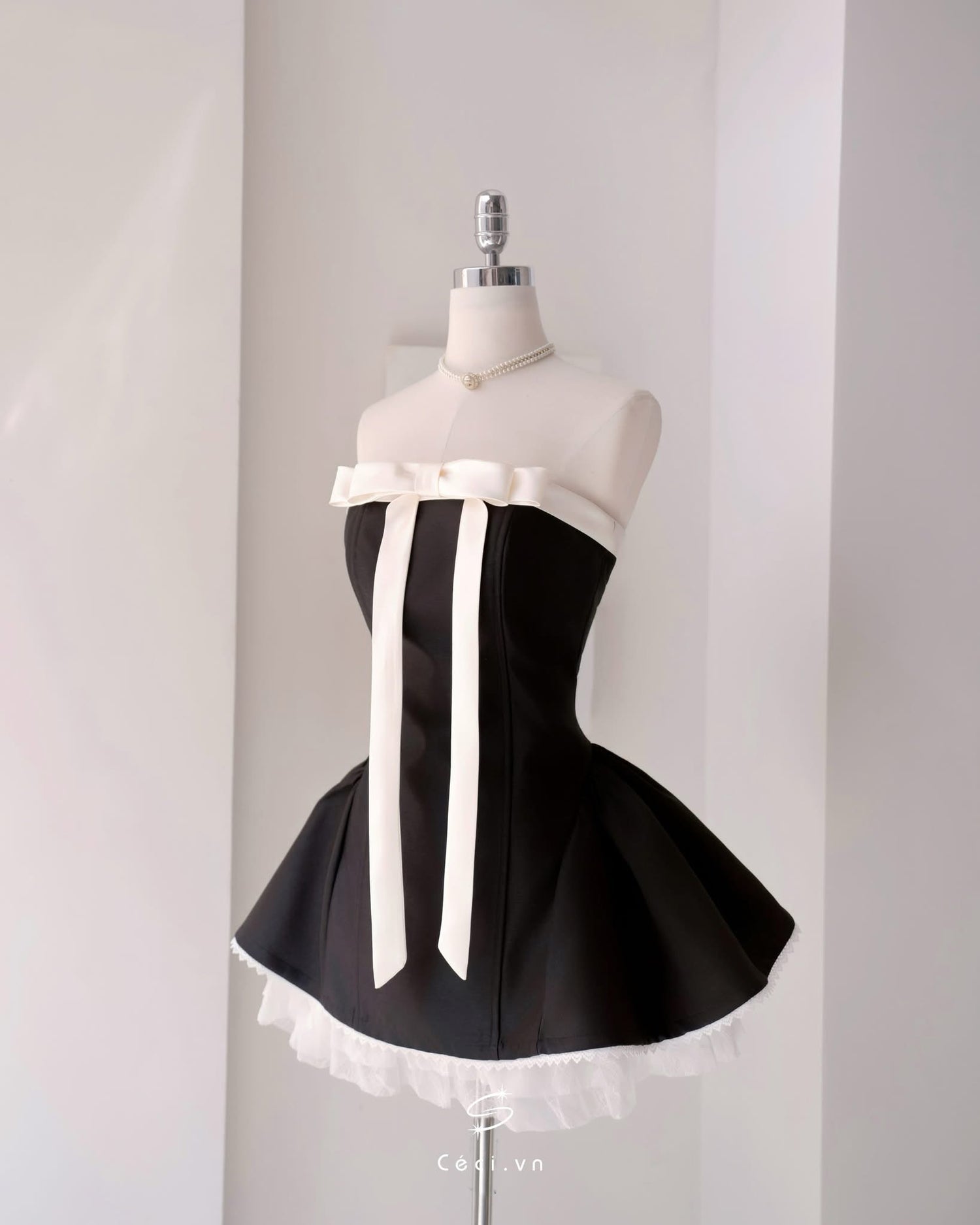 Ceci Alissa Tafta Dress (Black)