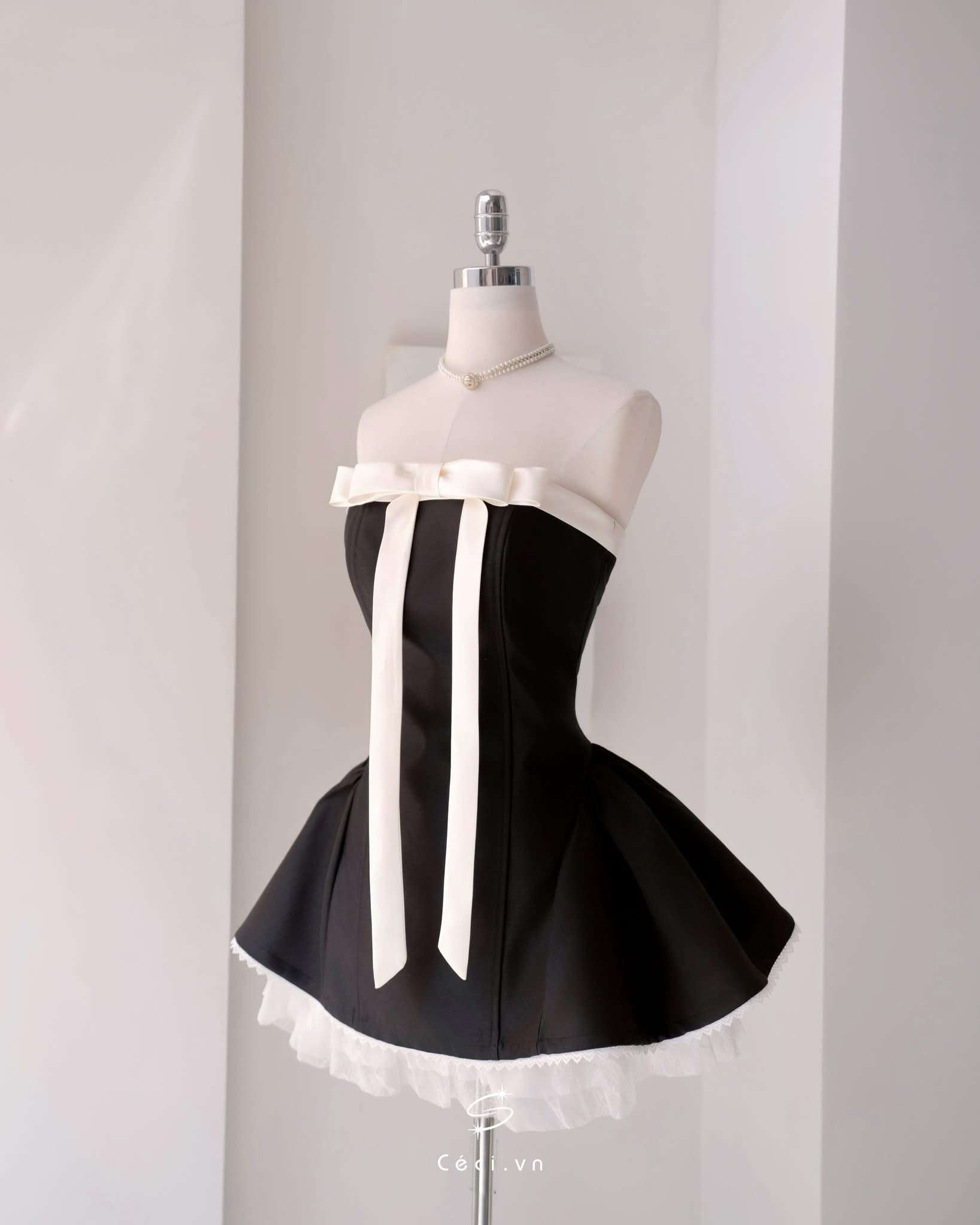 Ceci Alissa Tafta Dress (Black)