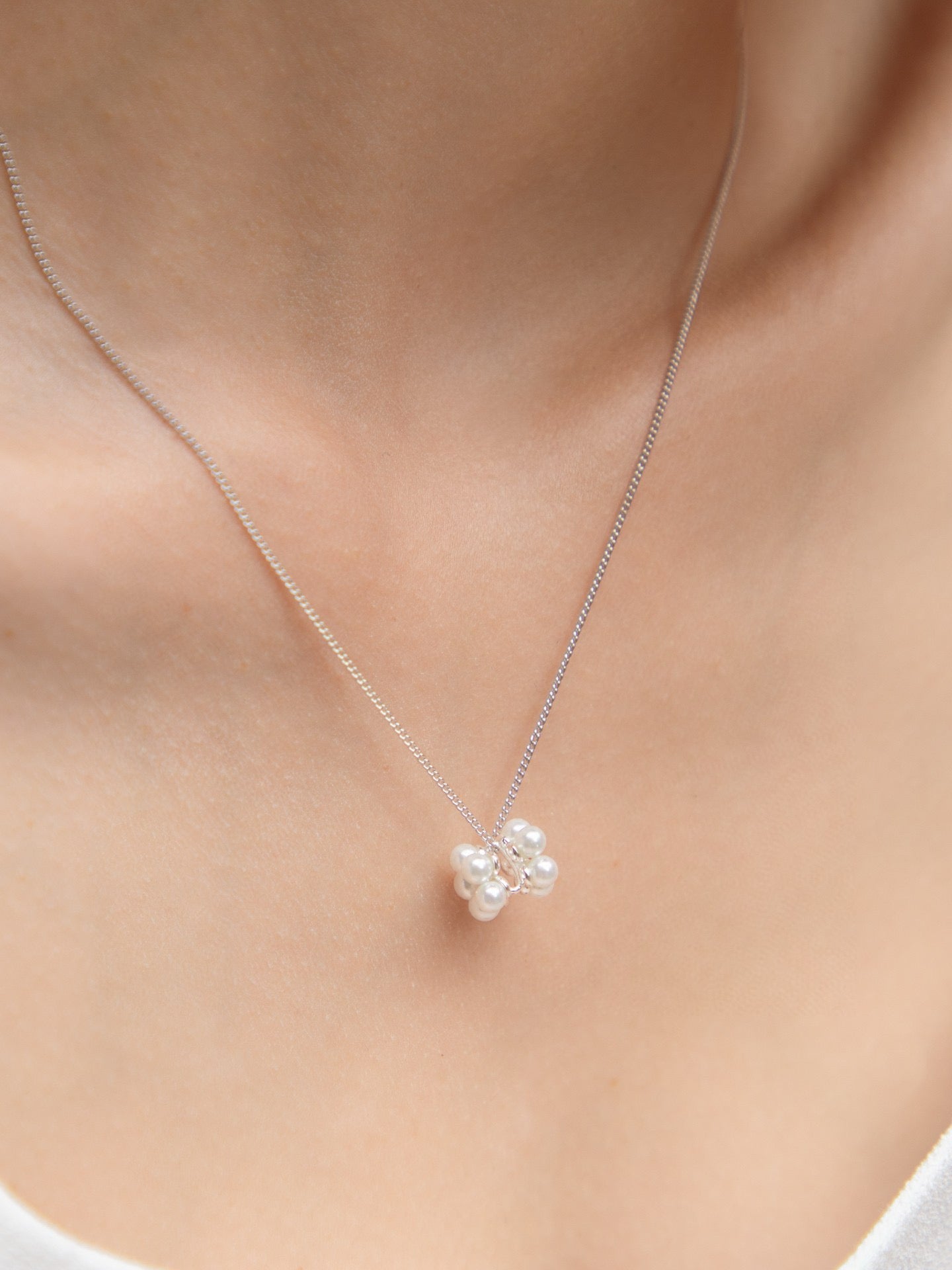 ABYB CHARMING Flower Marsh Necklace