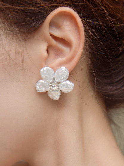 ABYB CHARMING Rosette Earrings