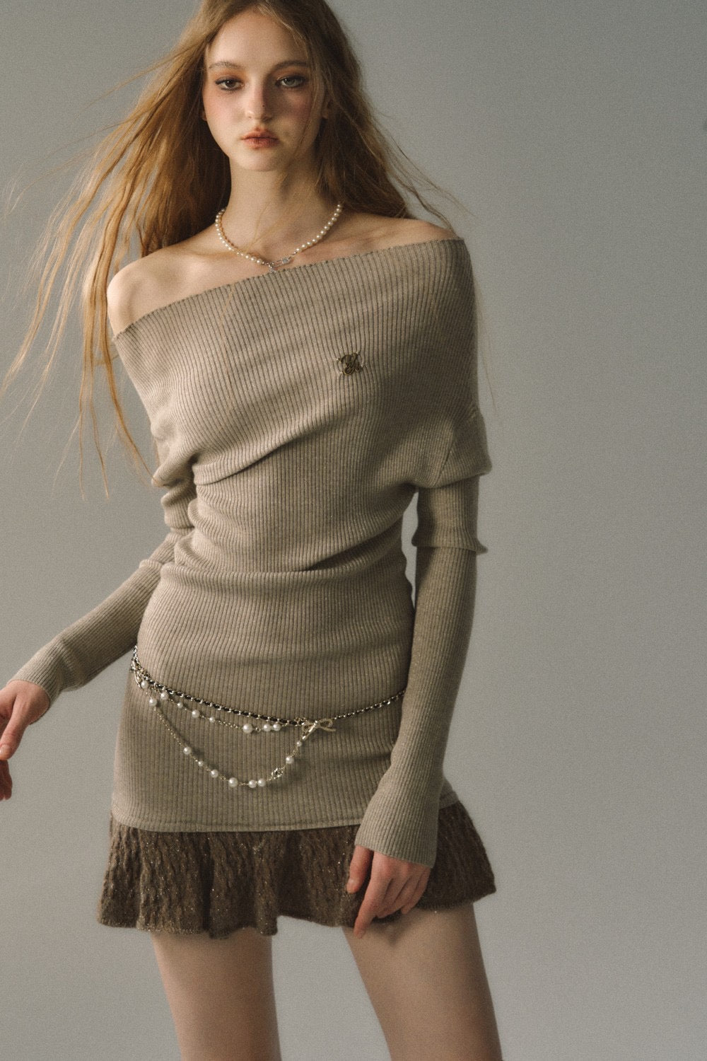 VIA PITTI [Best Seller] Off Shoulder Sweater Dress(2color)