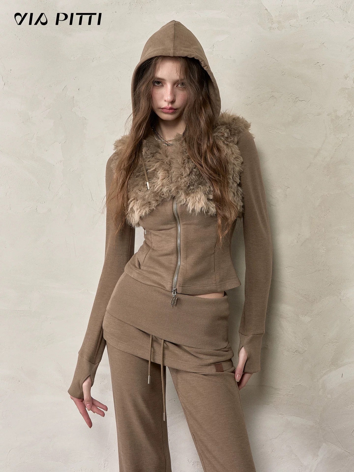VIA PITTI VIACC553 Retro fur collar hooded sweatshirt + pants set