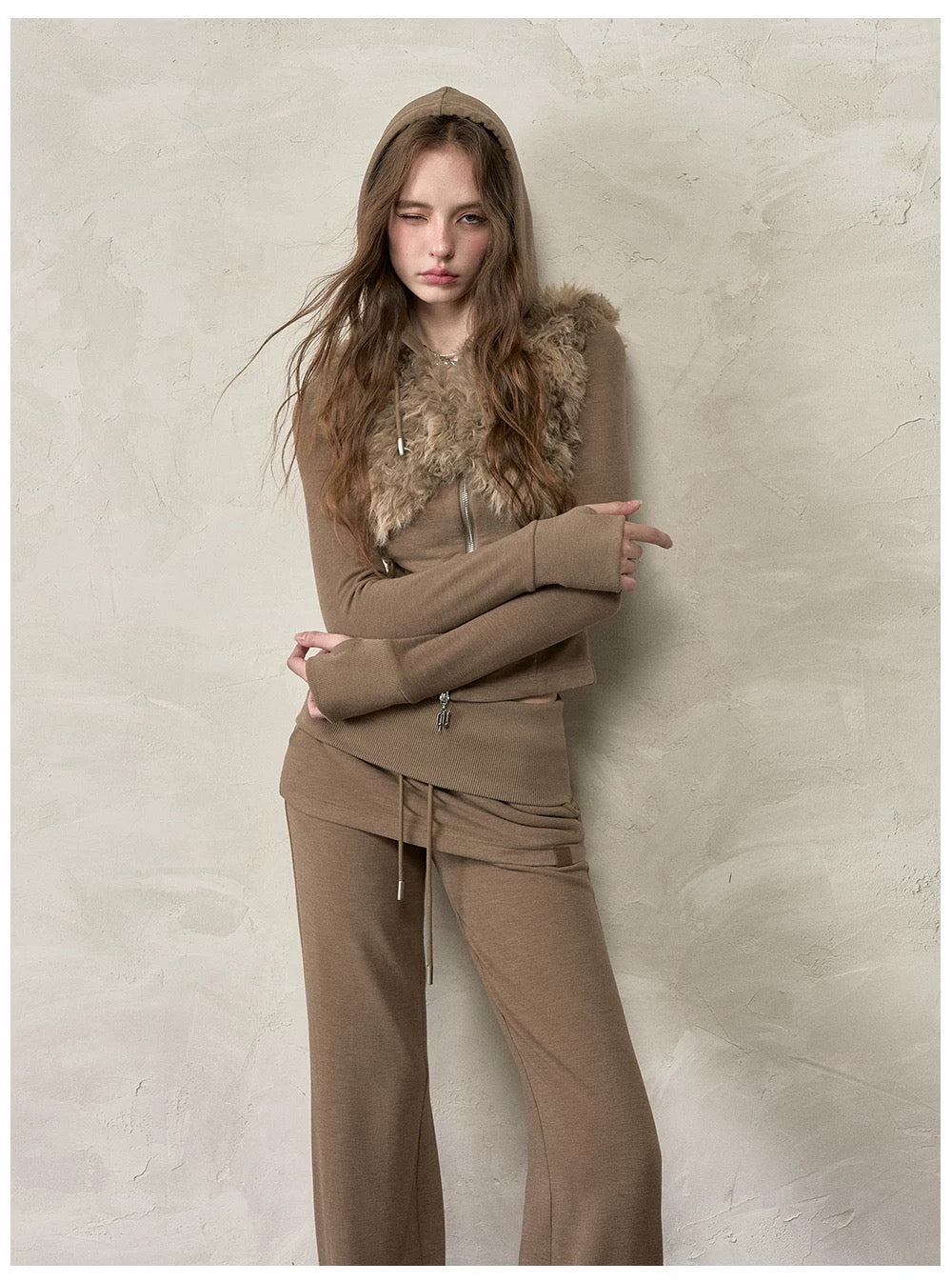 VIA PITTI VIACC553 Retro fur collar hooded sweatshirt + pants set