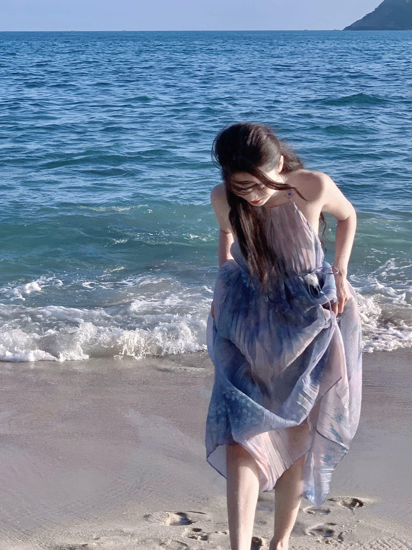 Kingwen Lotus vacation style gradient maxi dress