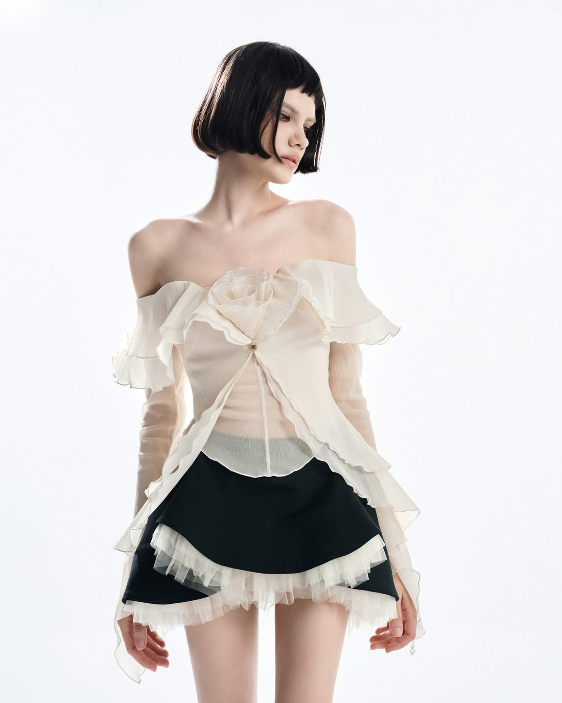 MUST HAVE 3D Floral Top &amp; Two-tone Mini Skirt