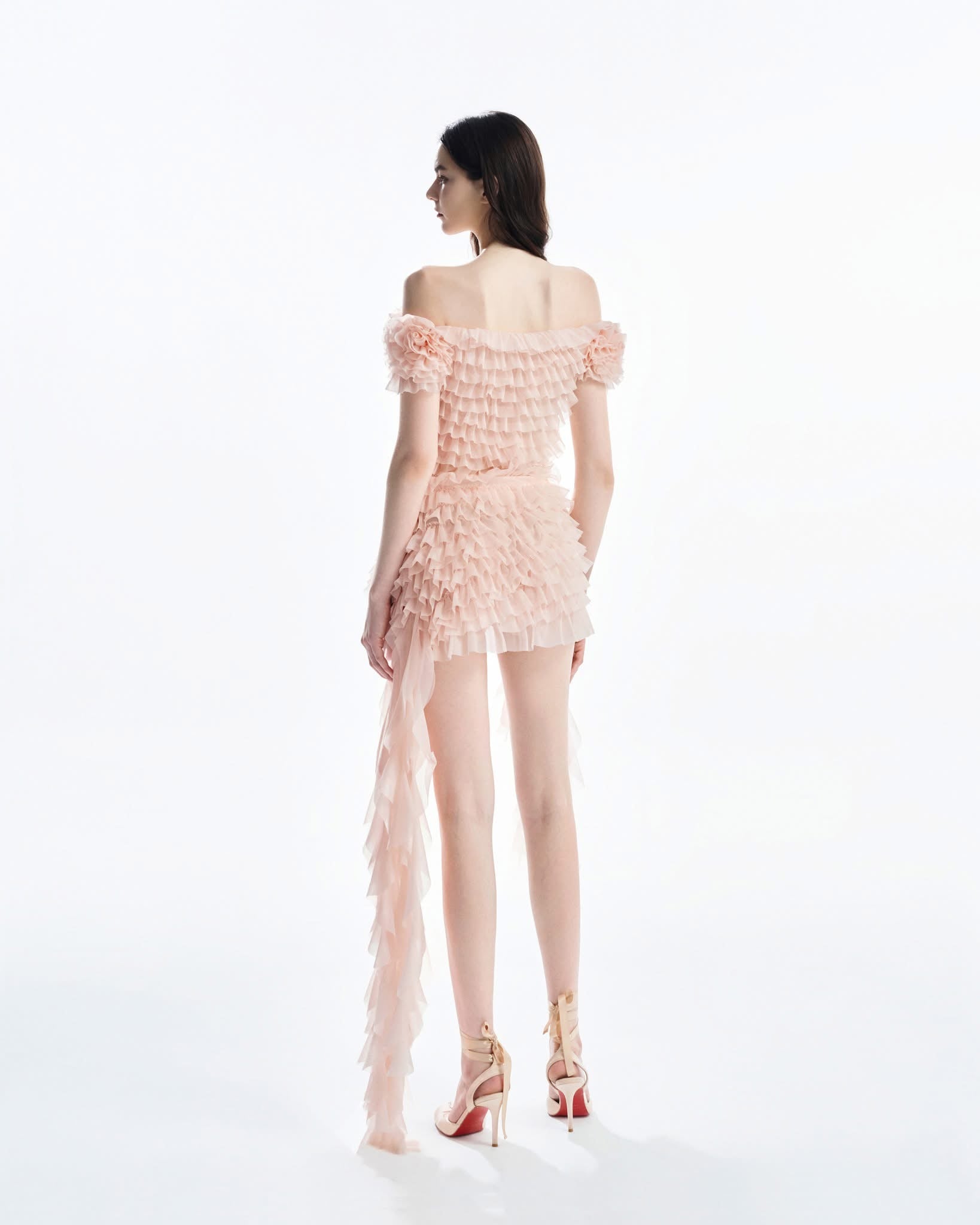 MUST HAVE Off-Shoulder Cropped Top &amp; 3D Floral Ruffles Mini Skirt (2color)