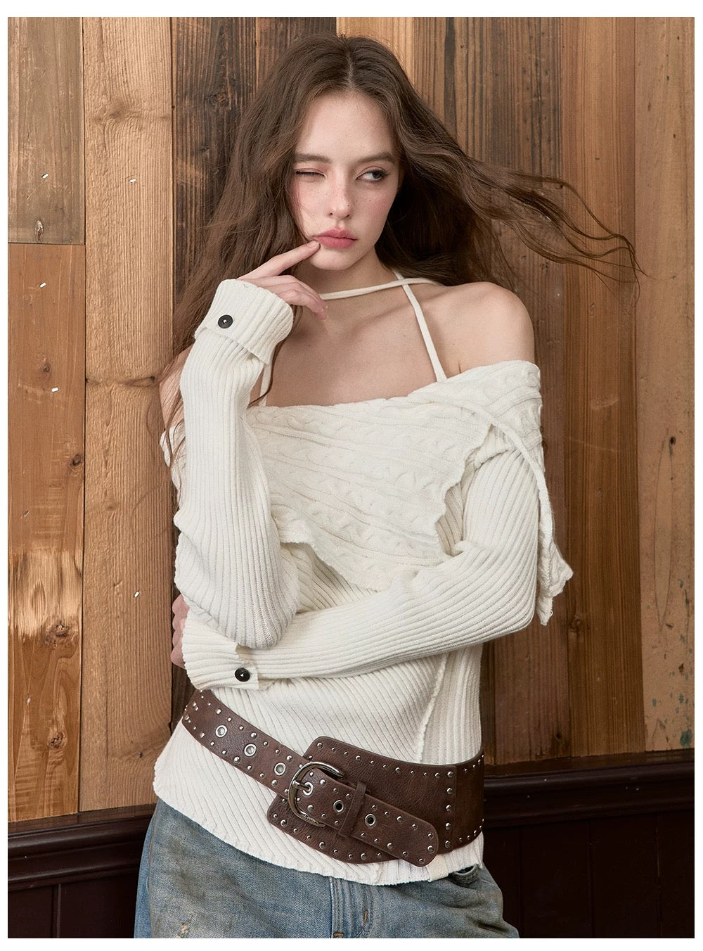 VIA PITTI VIADK574 Shoulder hanging neck tied sweater