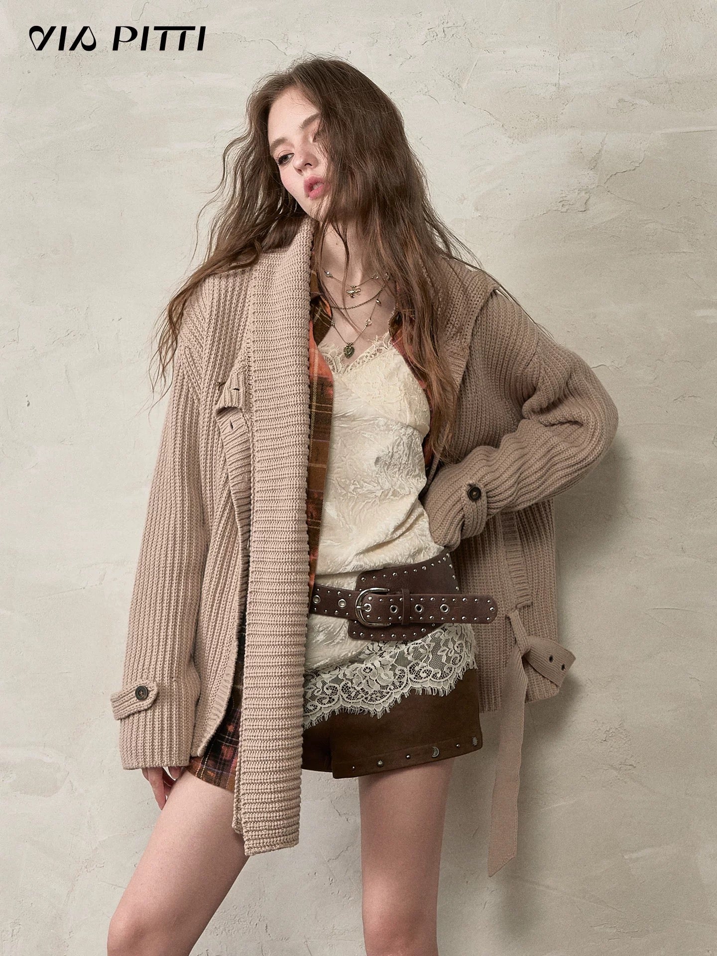 VIA PITTI VIADK604 Lazy style button sweater with scarf