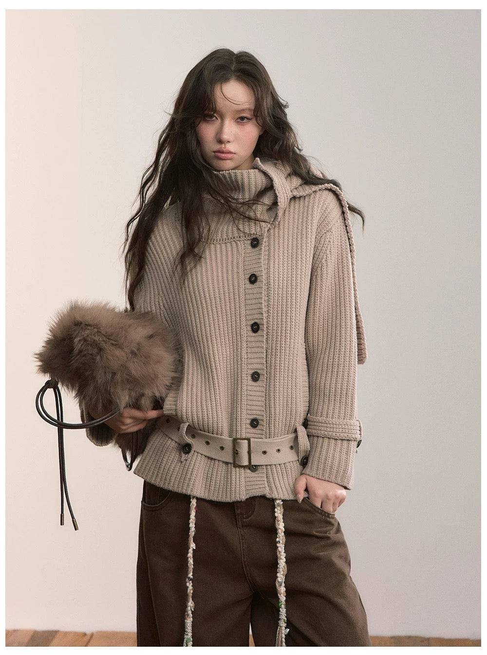 VIA PITTI VIADK604 Lazy style button sweater with scarf