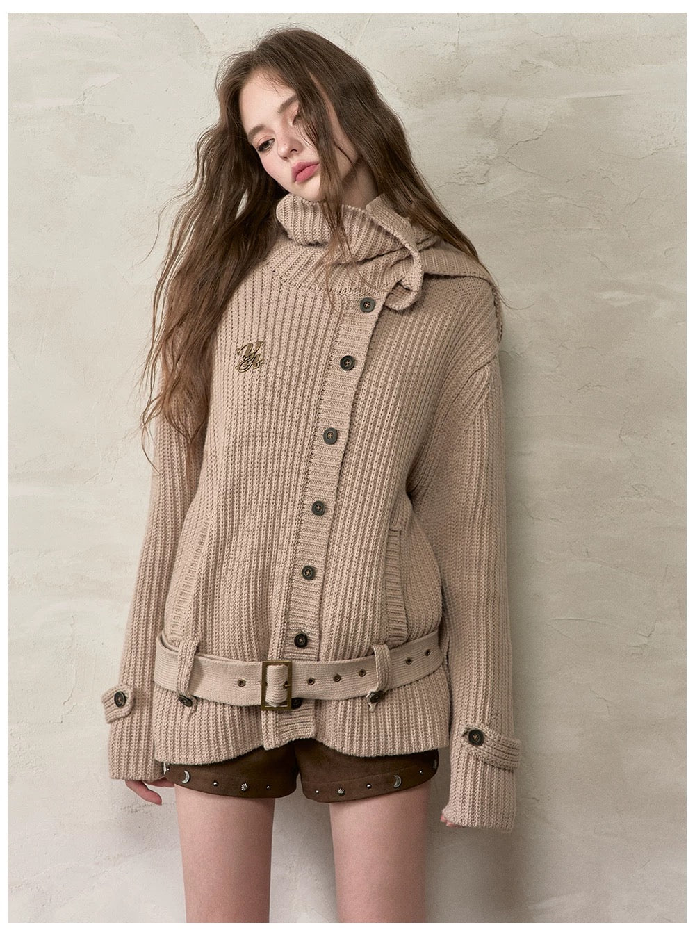 VIA PITTI VIADK604 Lazy style button sweater with scarf