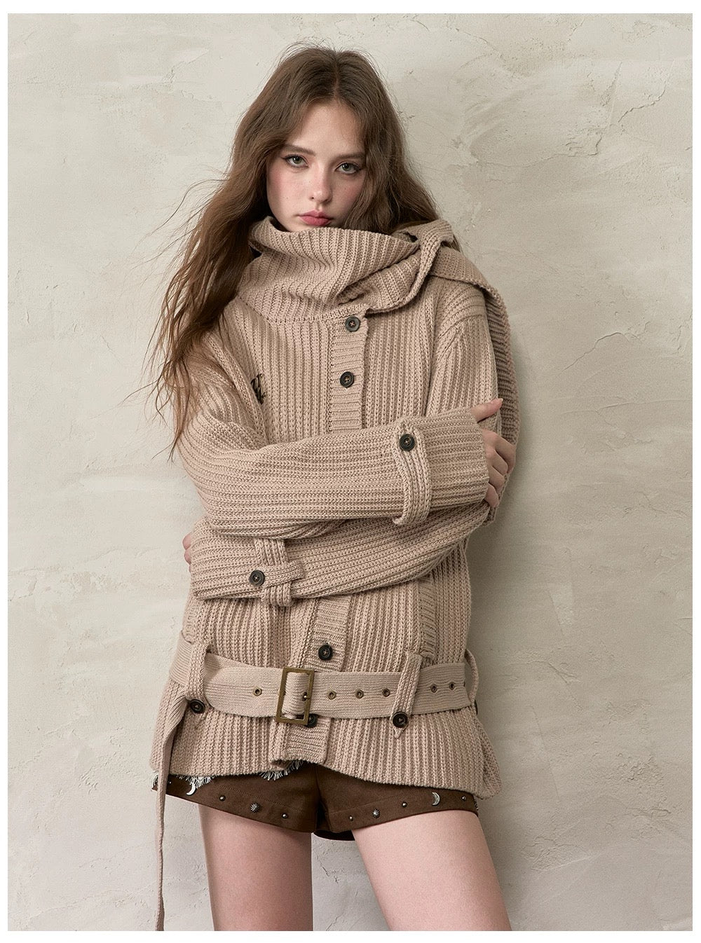 VIA PITTI VIADK604 Lazy style button sweater with scarf